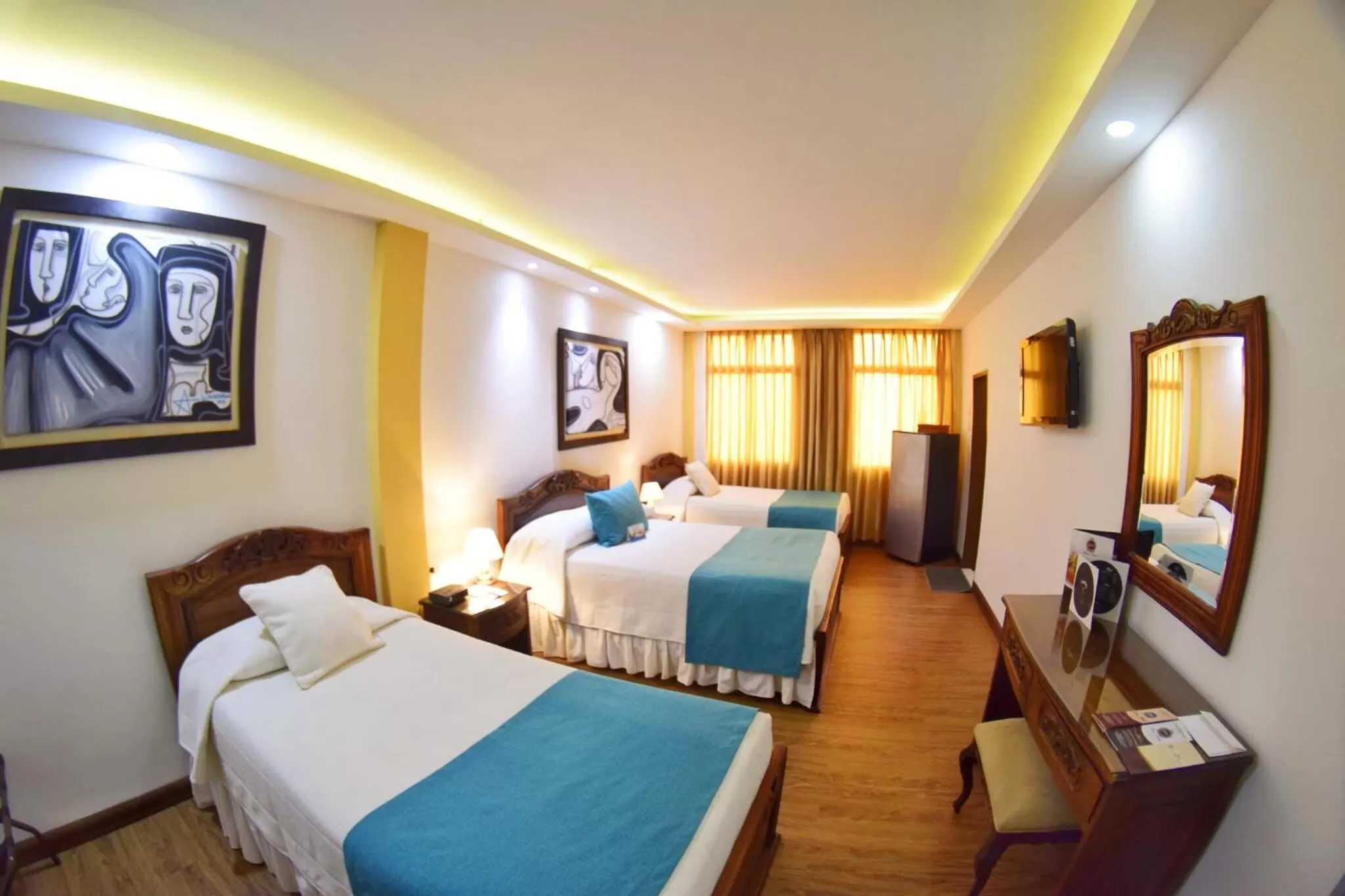 Property building, Bed in El Gran Hotel de Pereira