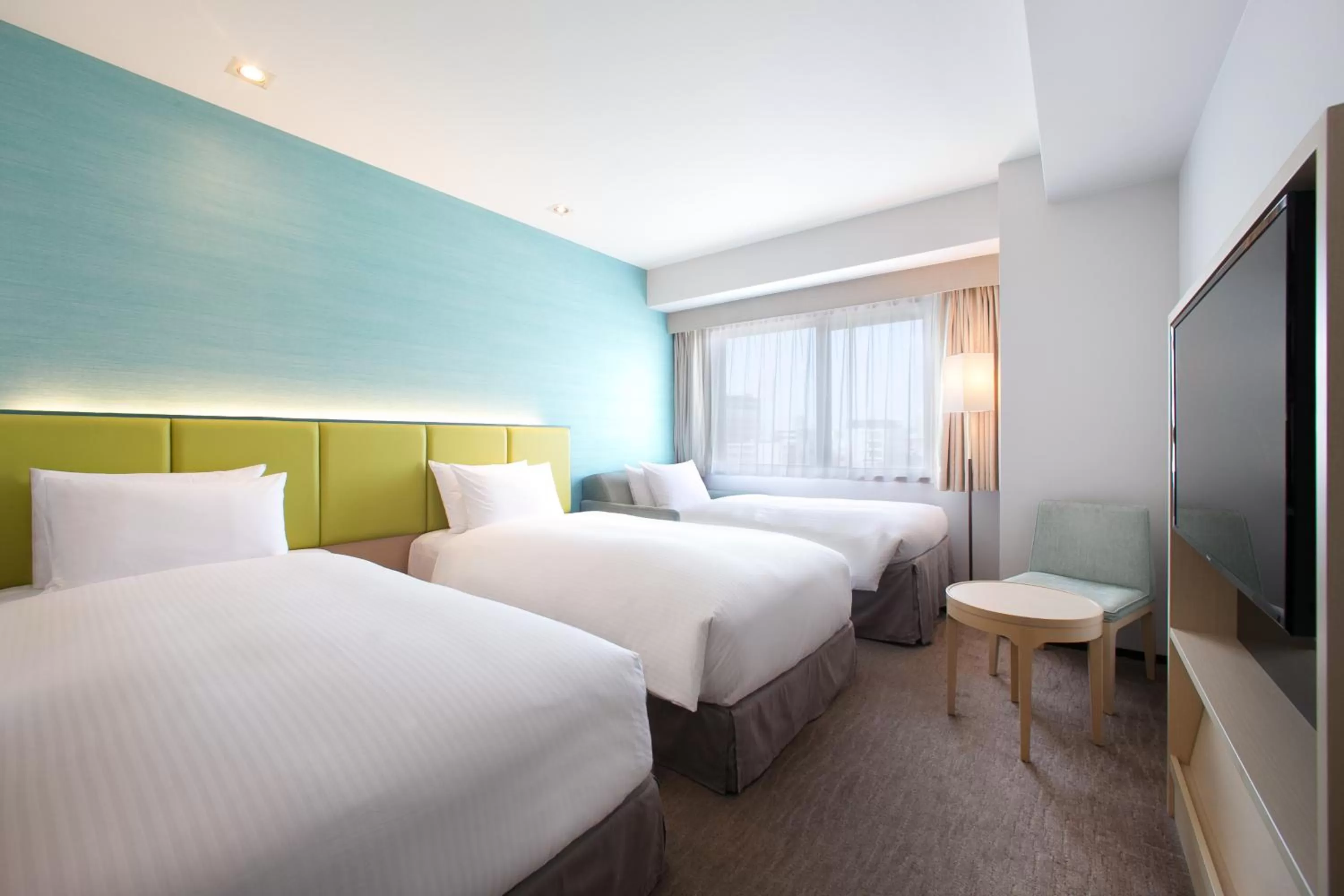 Photo of the whole room, Bed in Holiday Inn Osaka Namba by IHG