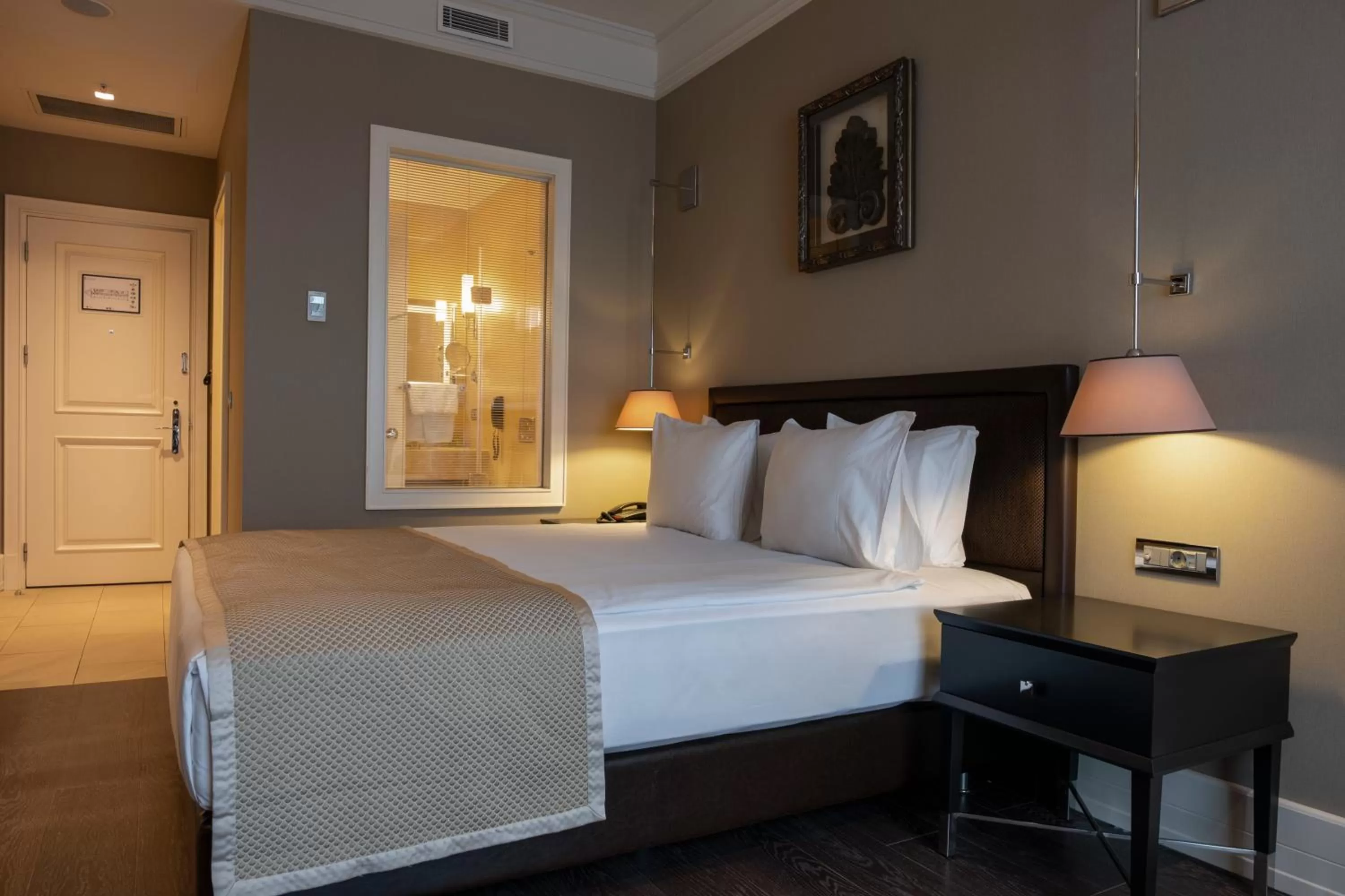 Bed in Windsor Hotel & Convention Center Istanbul