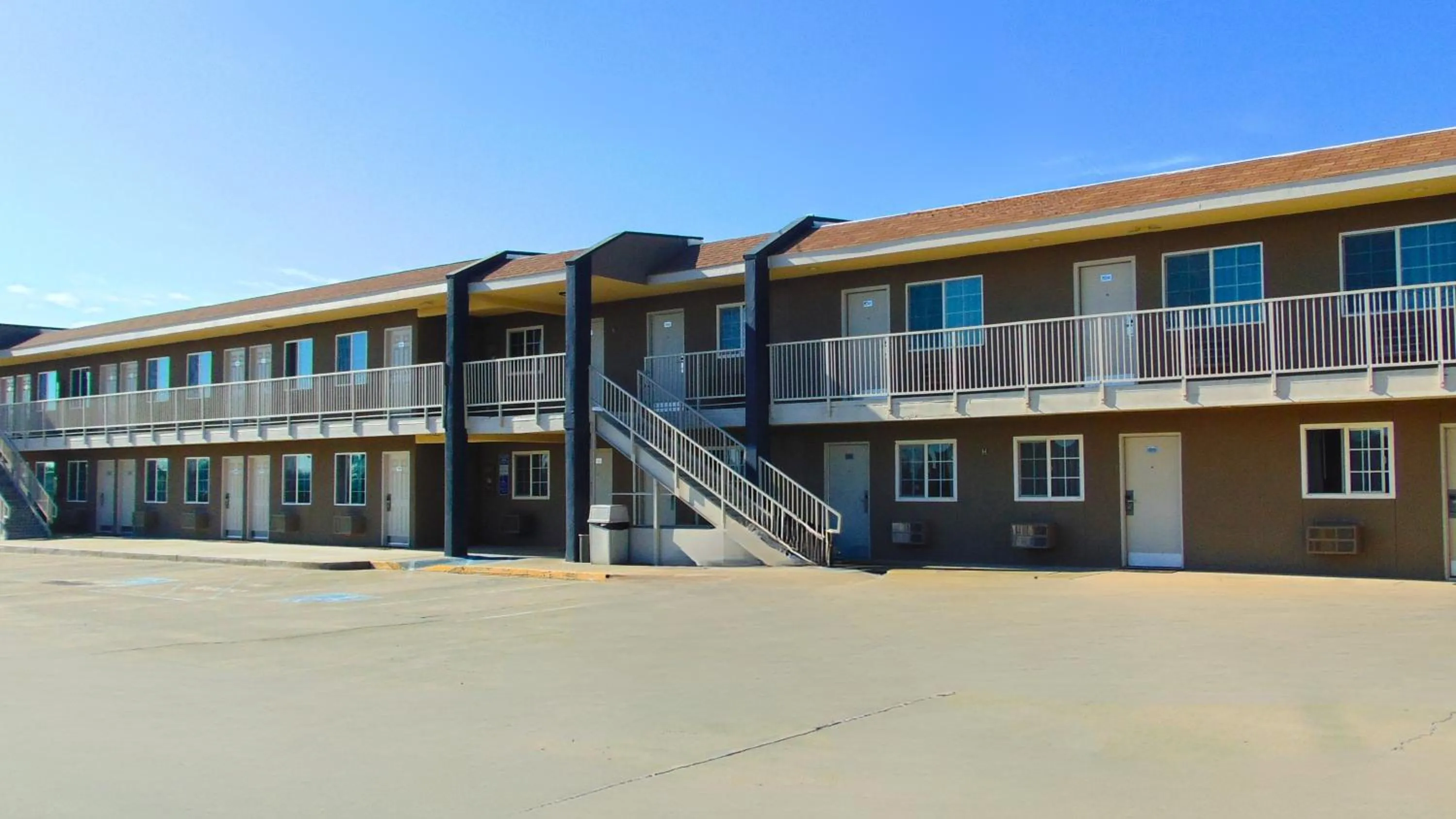 Property building in Corcoran Country Inn