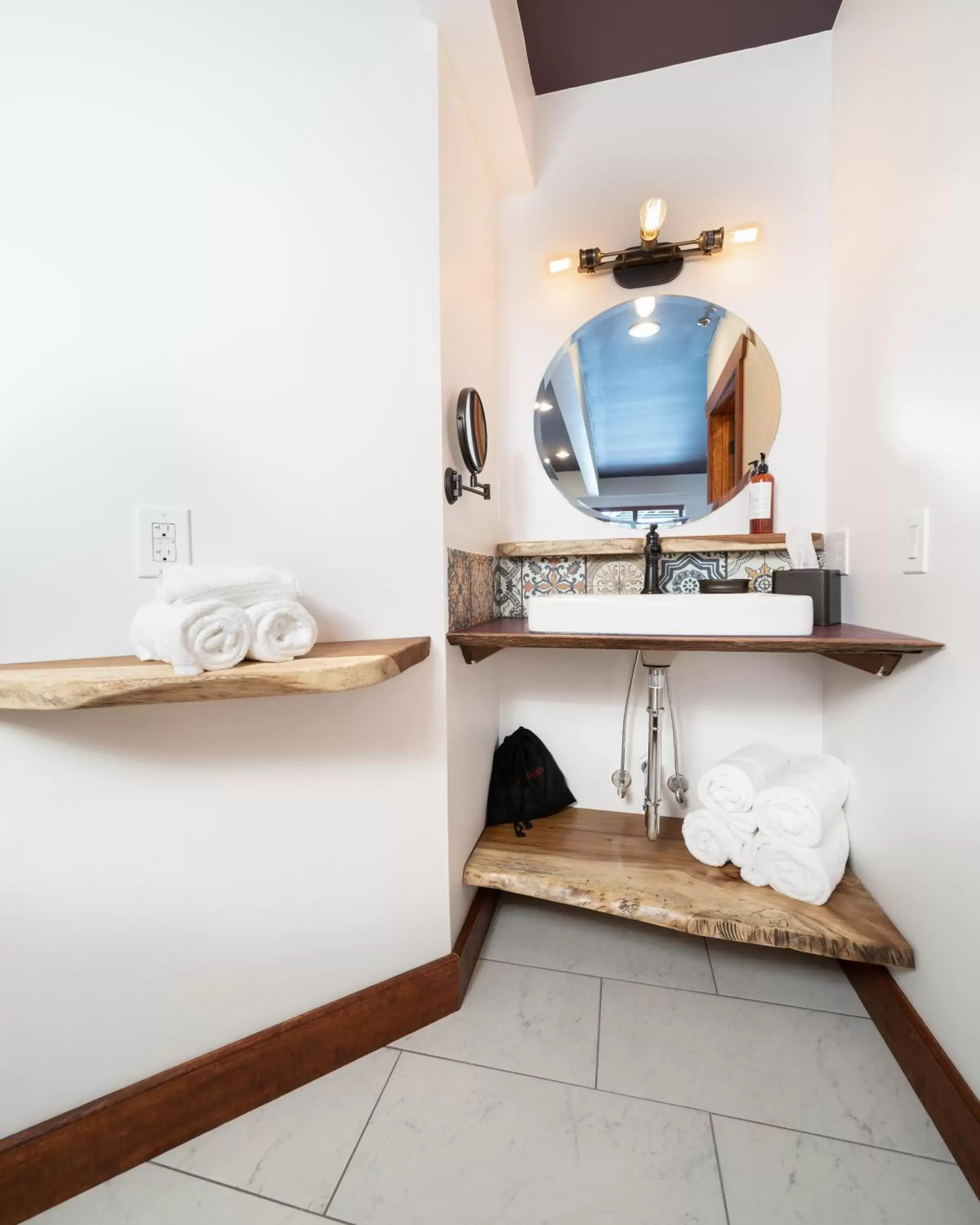 King Room in The Horton Hotel King Room in The Horton Hotel