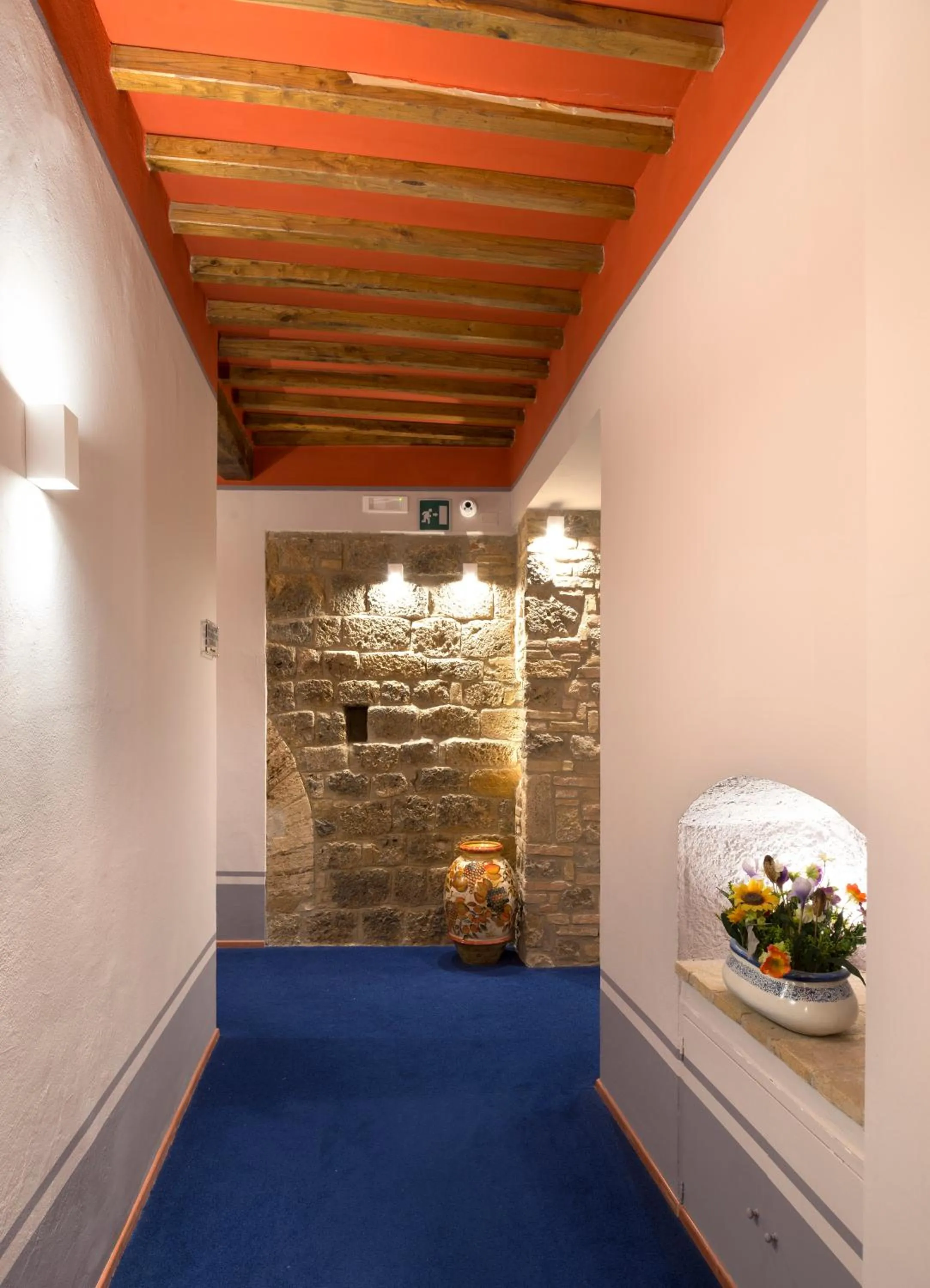 Other in Leon Bianco