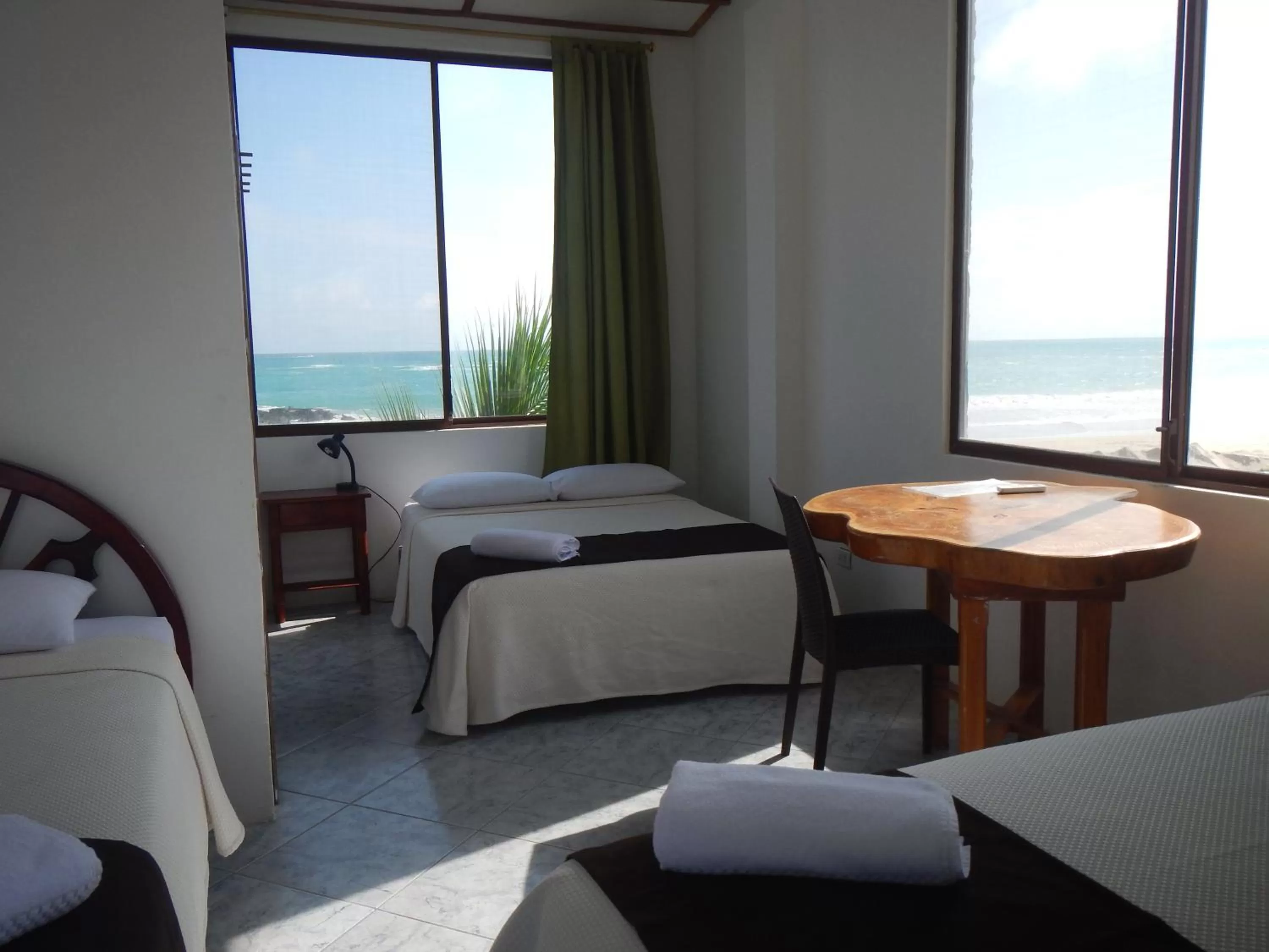 Photo of the whole room, Sea View in Hotel La Jungla