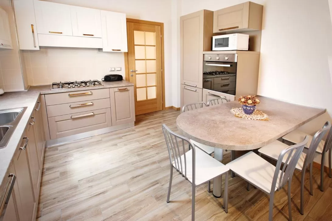 Kitchen or kitchenette, Kitchen/Kitchenette in Albergo Diffuso Tolmezzo