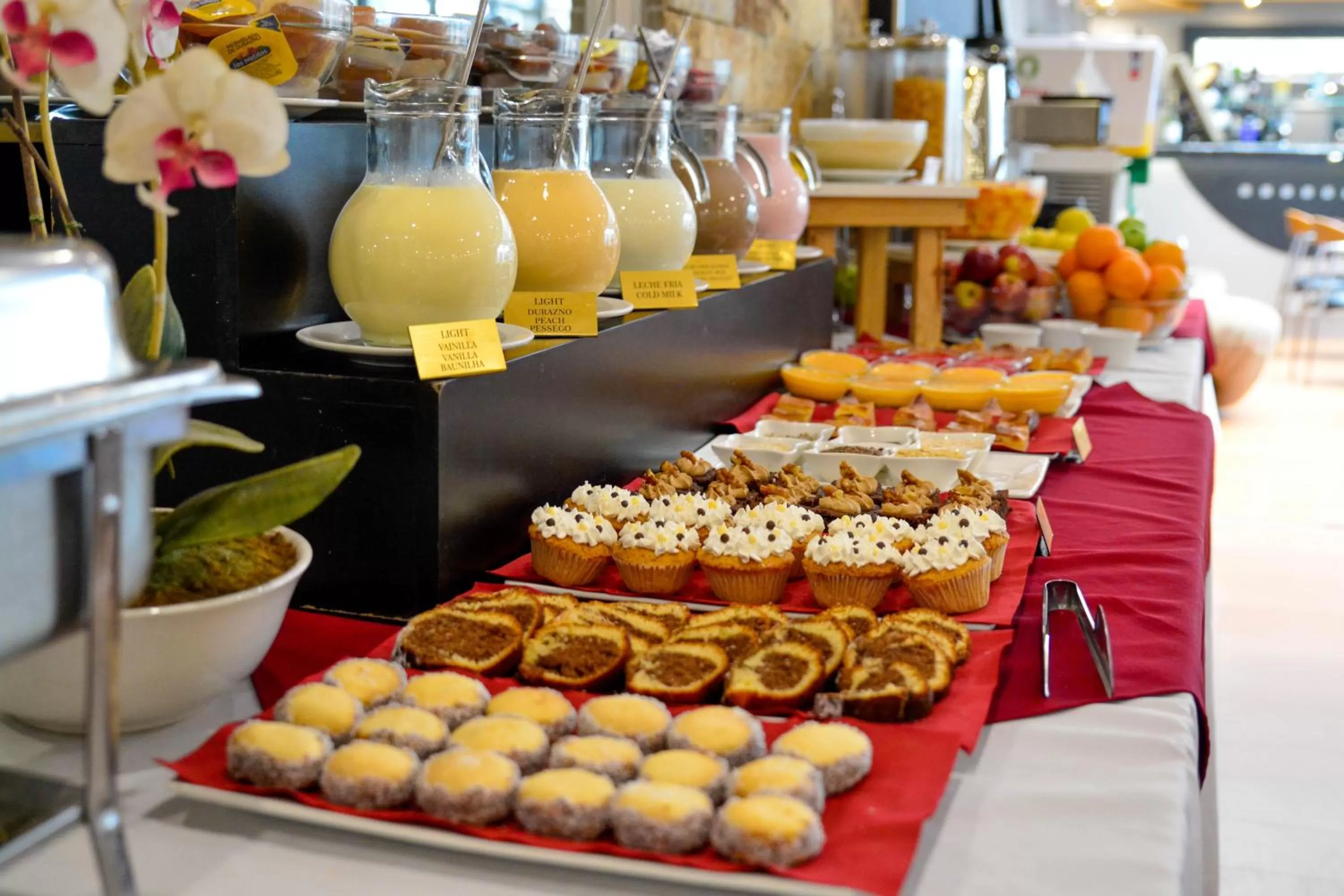 Food and drinks in Pocitos Plaza Hotel