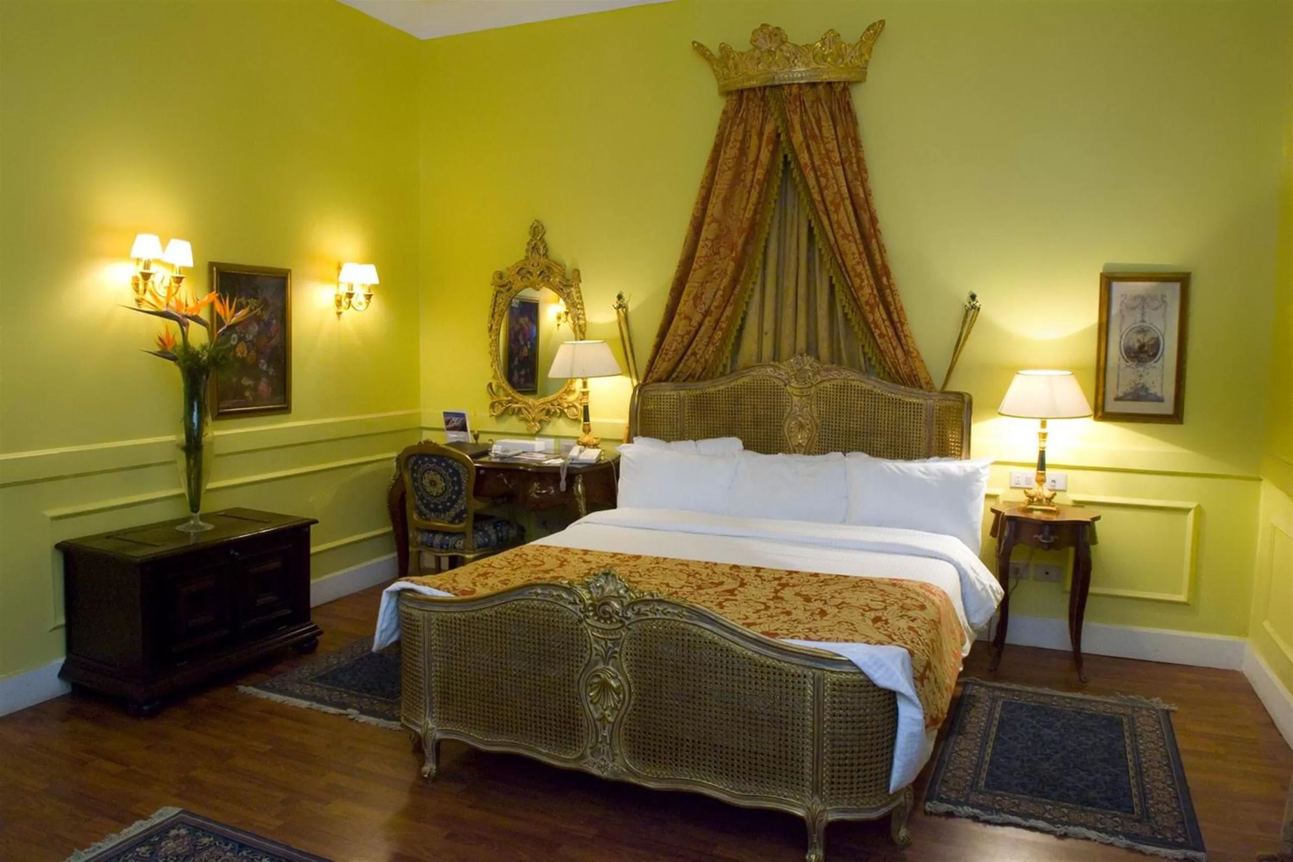 Decorative detail, Bed in Helnan Auberge Fayoum