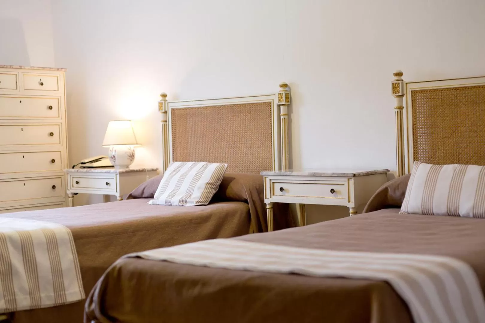 Bedroom, Bed in Hotel Marítimo Urban