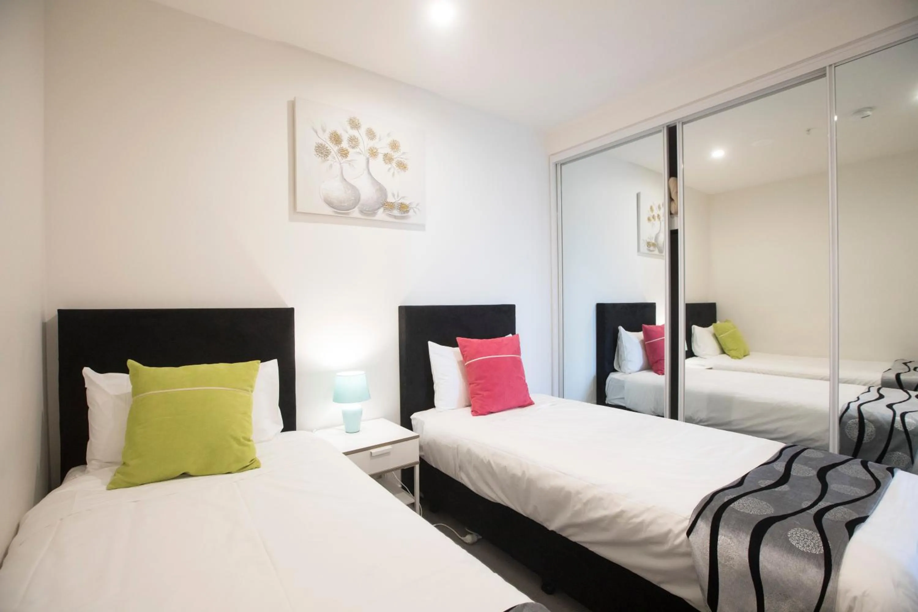 Bedroom, Bed in Platinum City Serviced Apartments