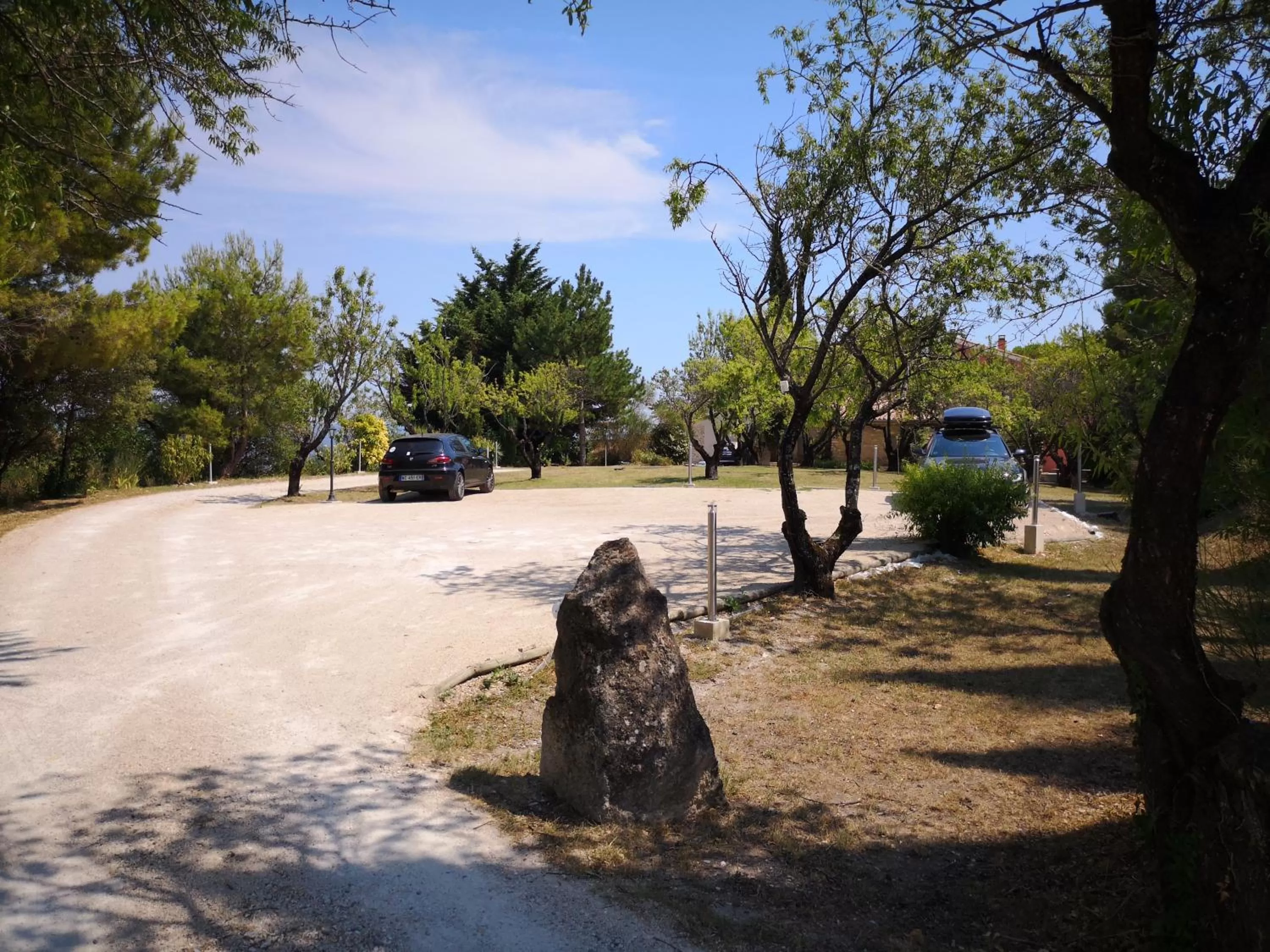 Parking in La Bastide du Limon