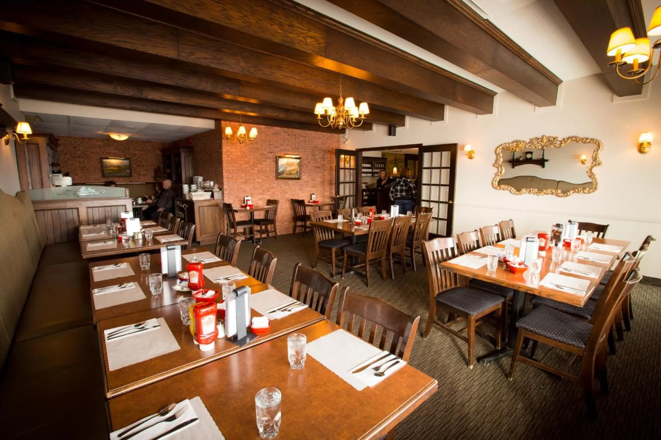 Restaurant/places to eat in Travelodge by Wyndham Drummondville