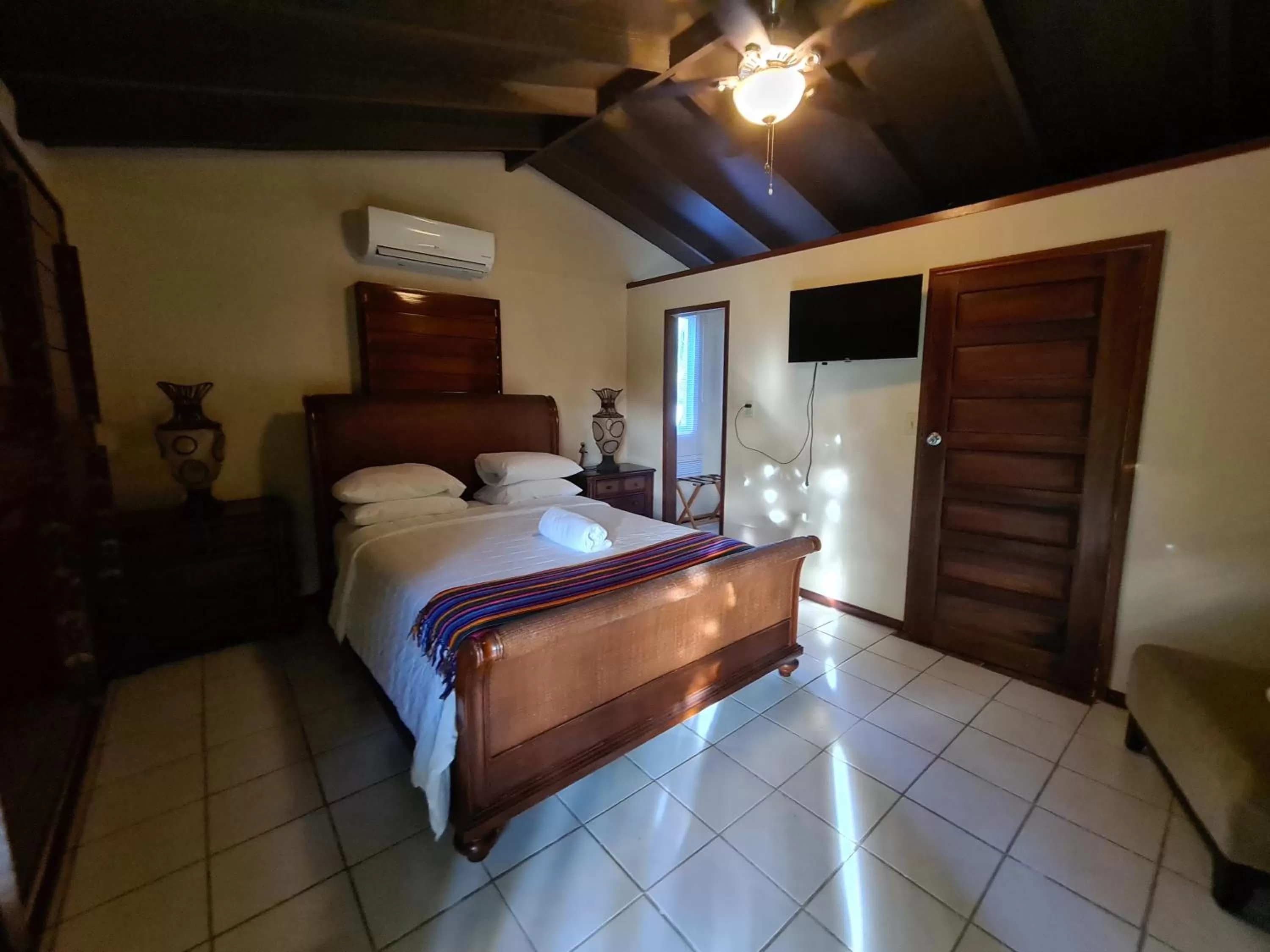 Bedroom, Bed in Yocamatsu