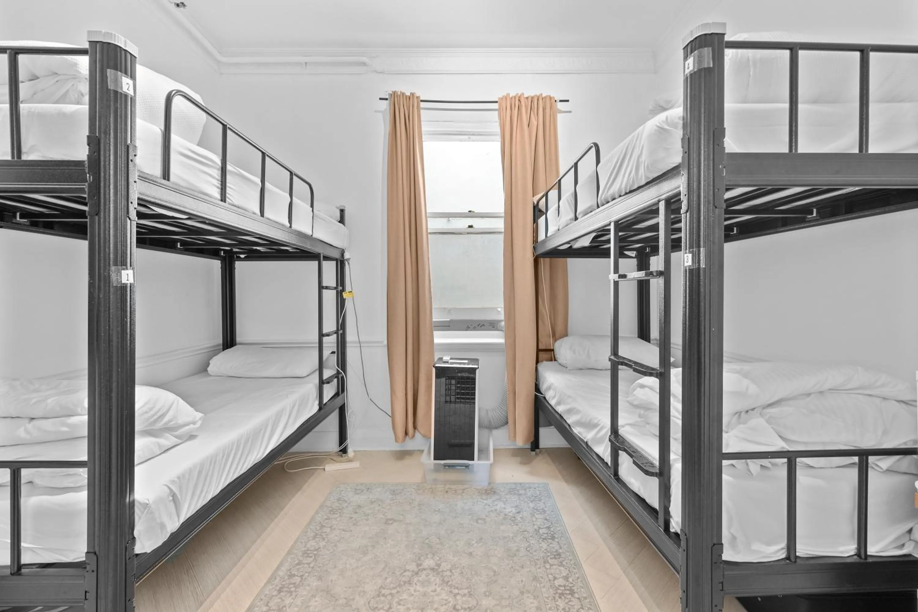 Bunk Bed in Darling Harbour Boutique Hotel