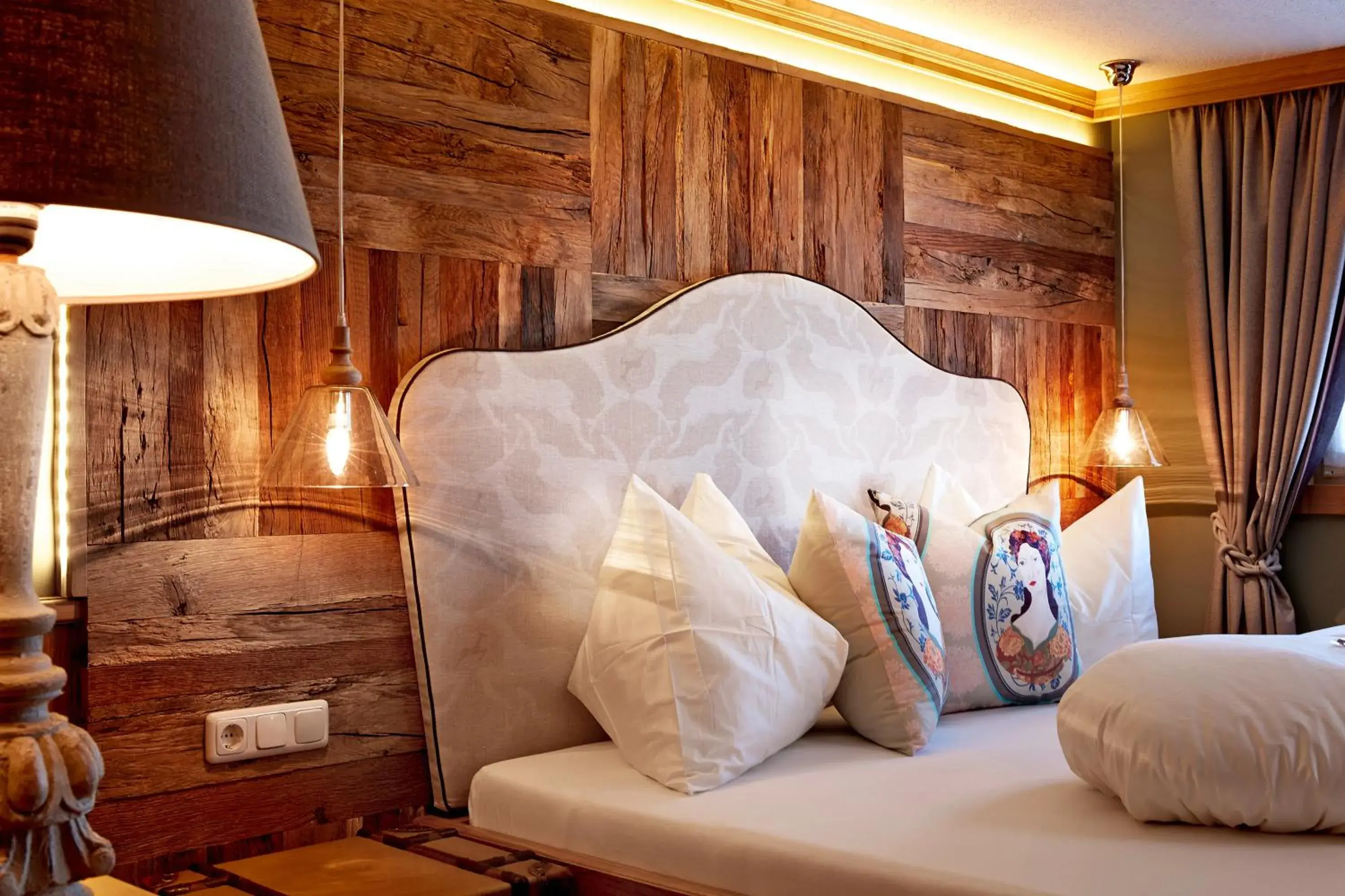 Double Room in Romantikhotel Zell am See Double Room in Romantikhotel Zell am See