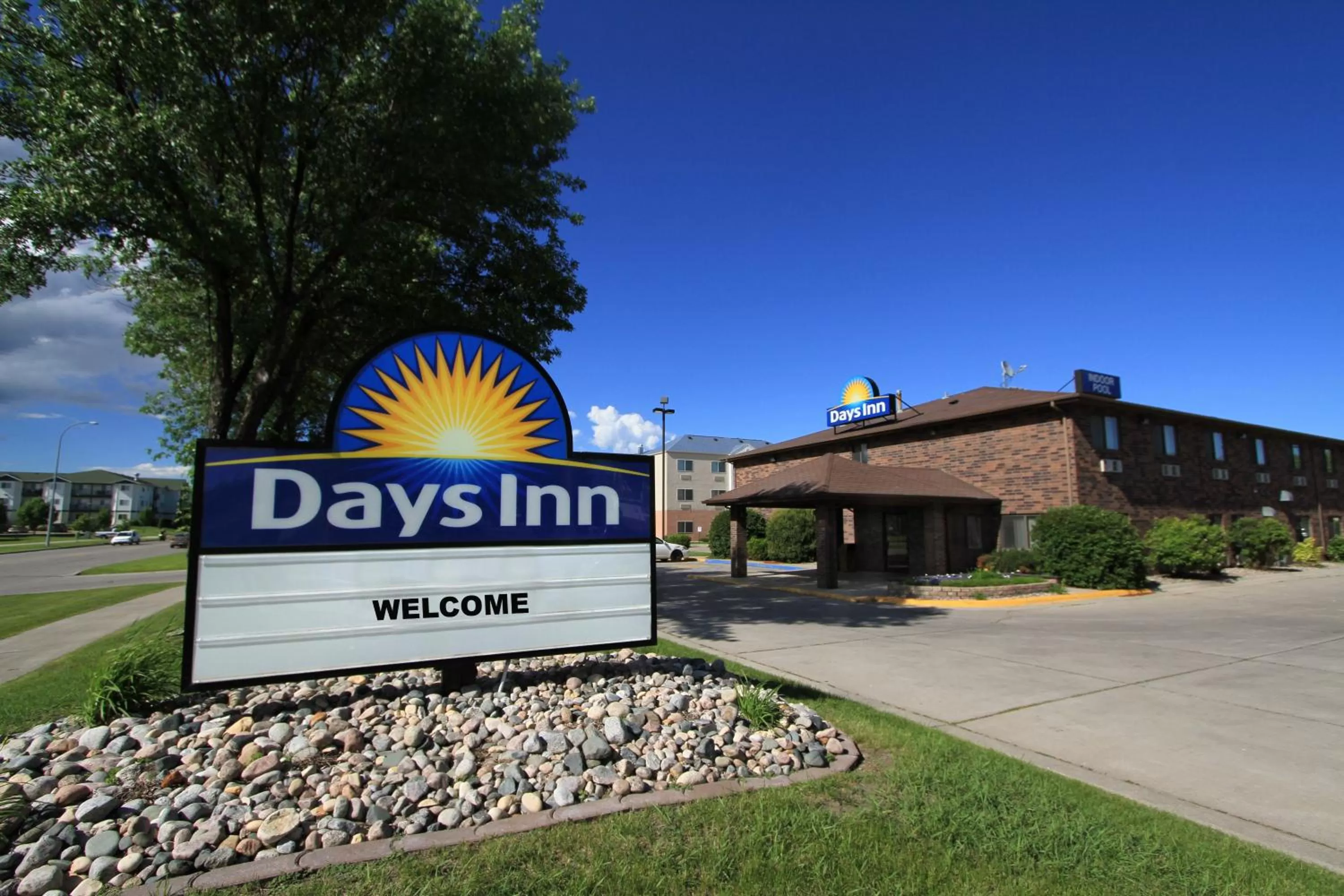 Facade/entrance in Days Inn by Wyndham Columbia Mall
