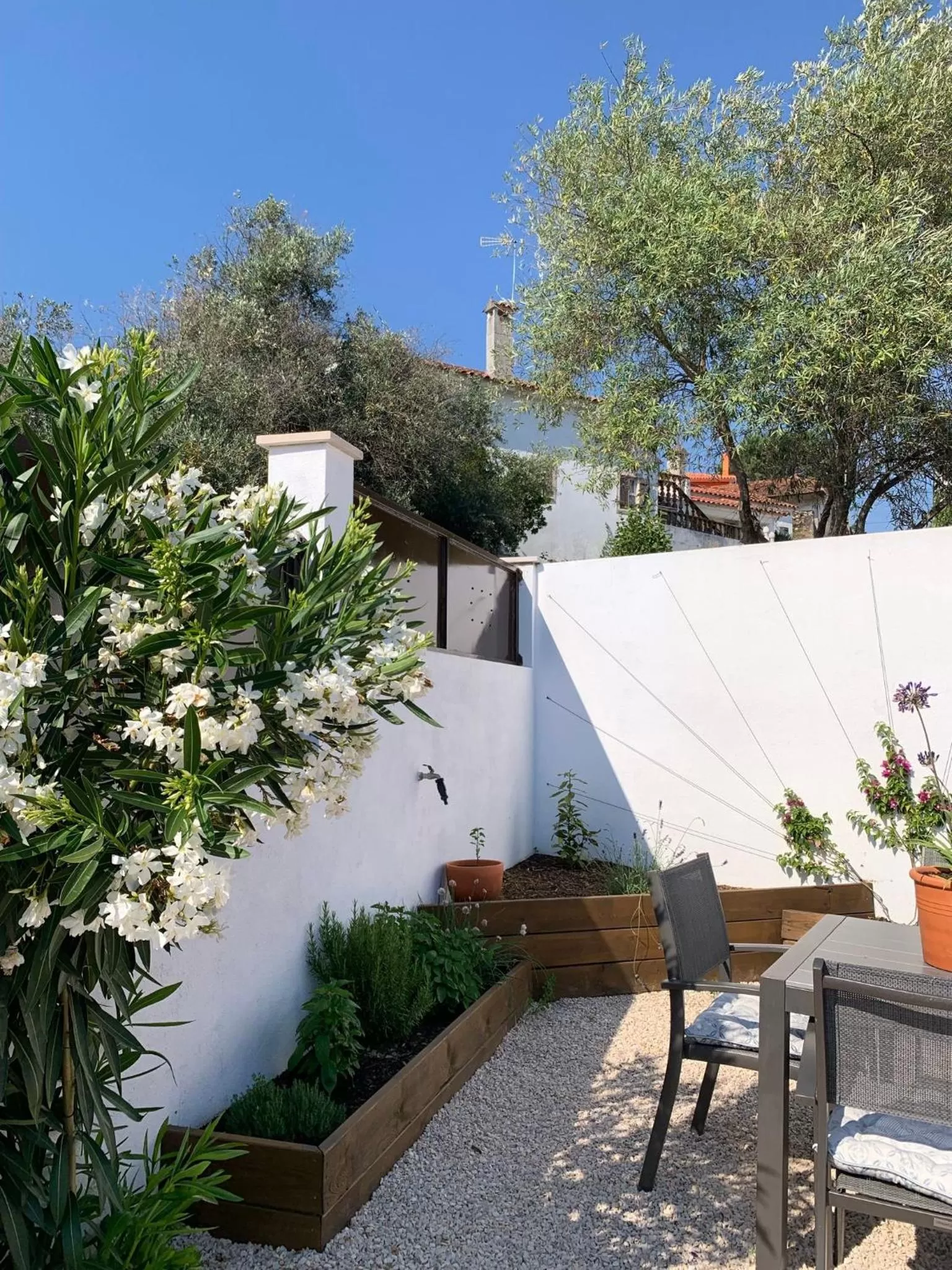 Property building in Casa Da Oliveira