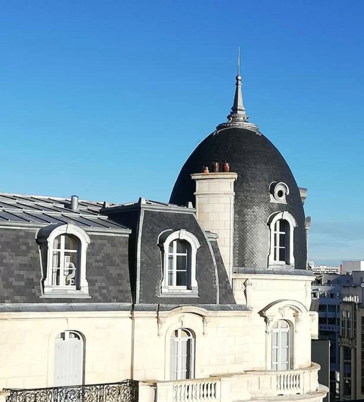 Property Building in Best Western Continental Pau Centre