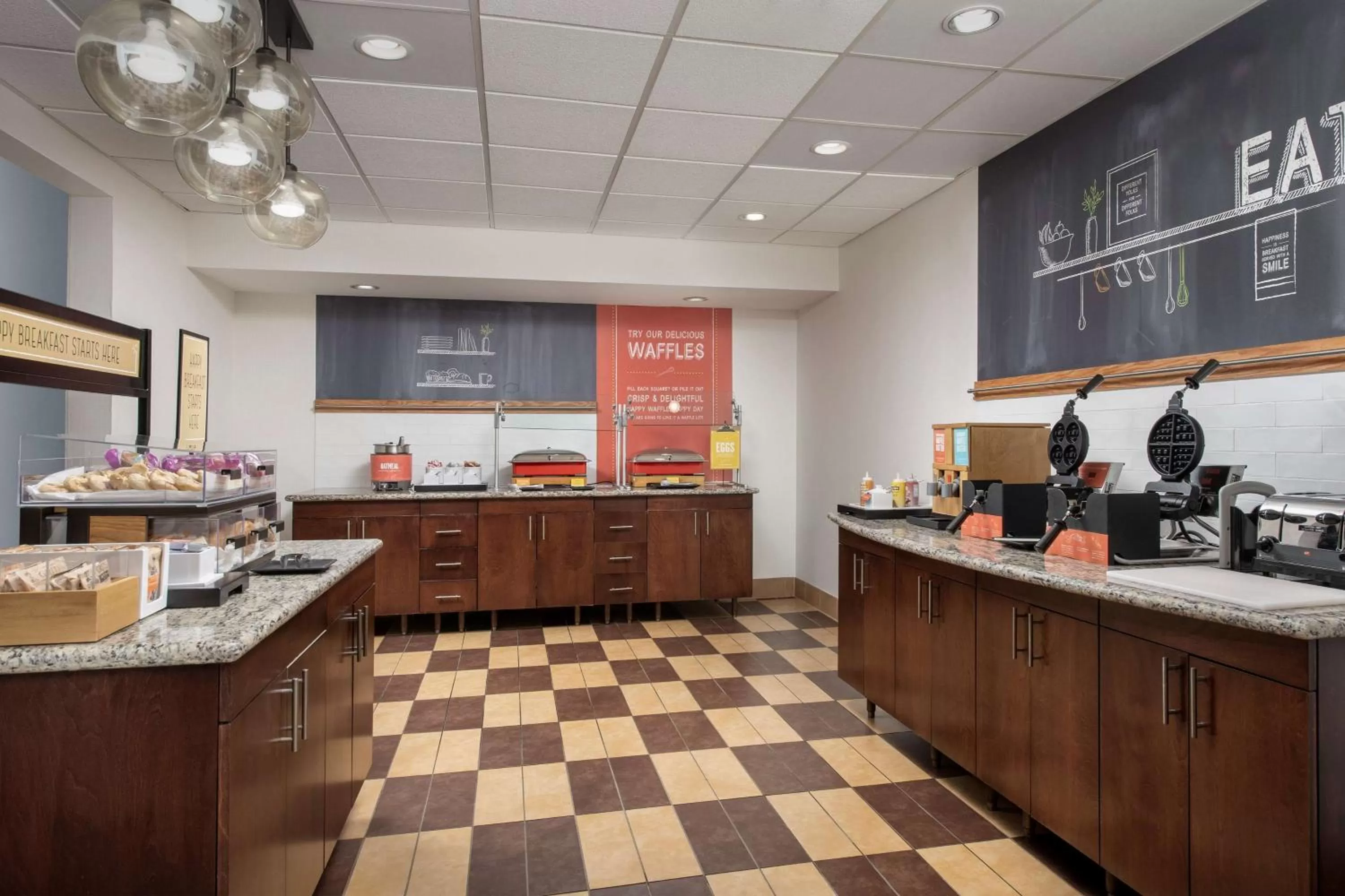 Breakfast in Hampton Inn & Suites Holly Springs