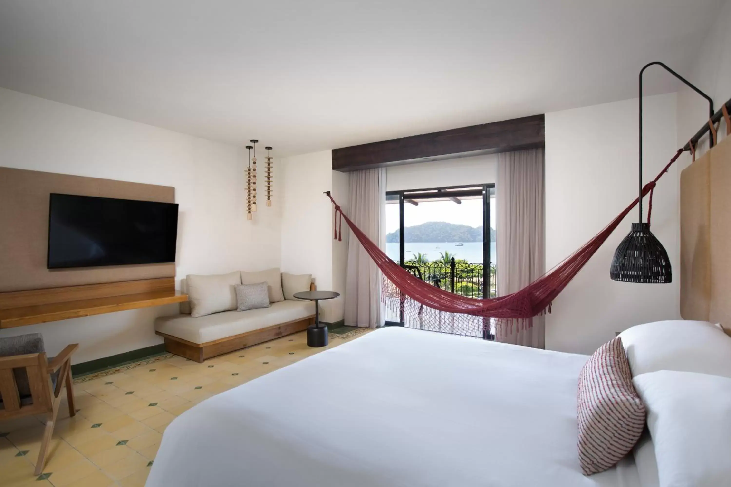 Ocean View with Balcony, Guest room, 1 King Bed in Los Sueños Marriott Ocean & Golf Resort Ocean View with Balcony, Guest room, 1 King Bed in Los Sueños Marriott Ocean & Golf Resort