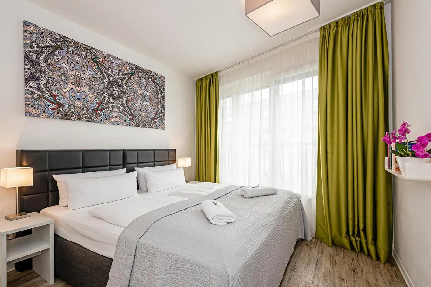 Bed in Apartments Rosenthal Residence