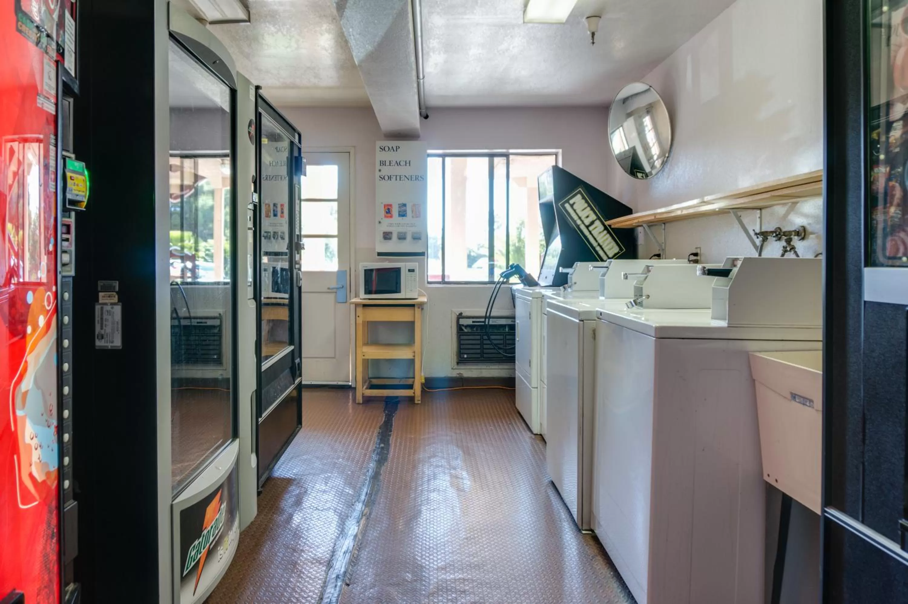 Game Room in Heritage Inn La Mesa