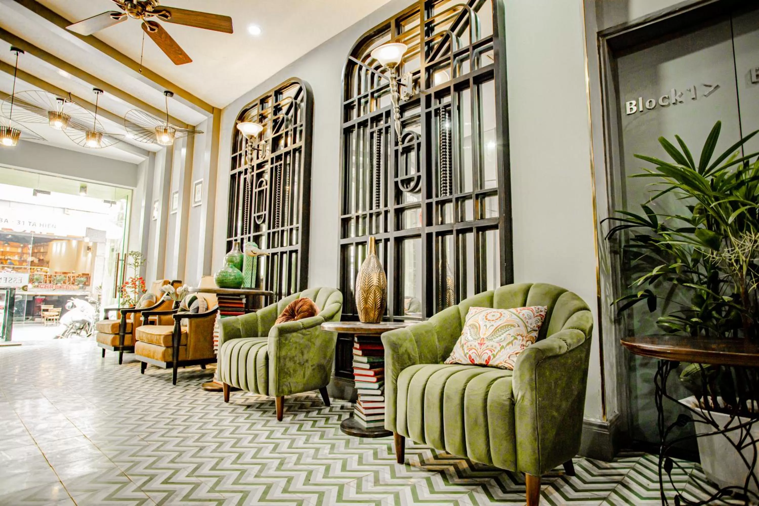 Lobby or reception in Hanoi Center Silk Hotel & Travel