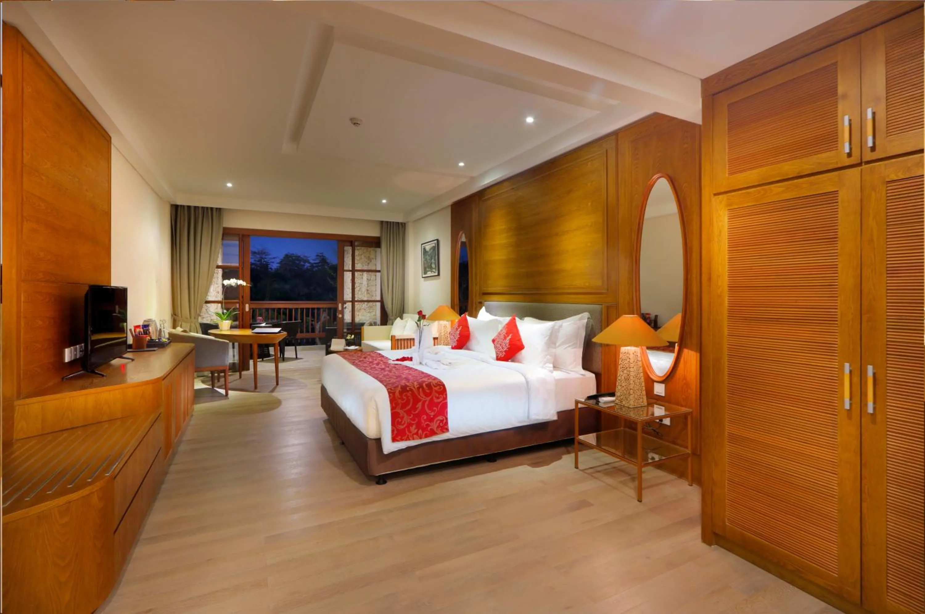 TV and multimedia, Bed in Royal Tulip Springhill Resort Jimbaran