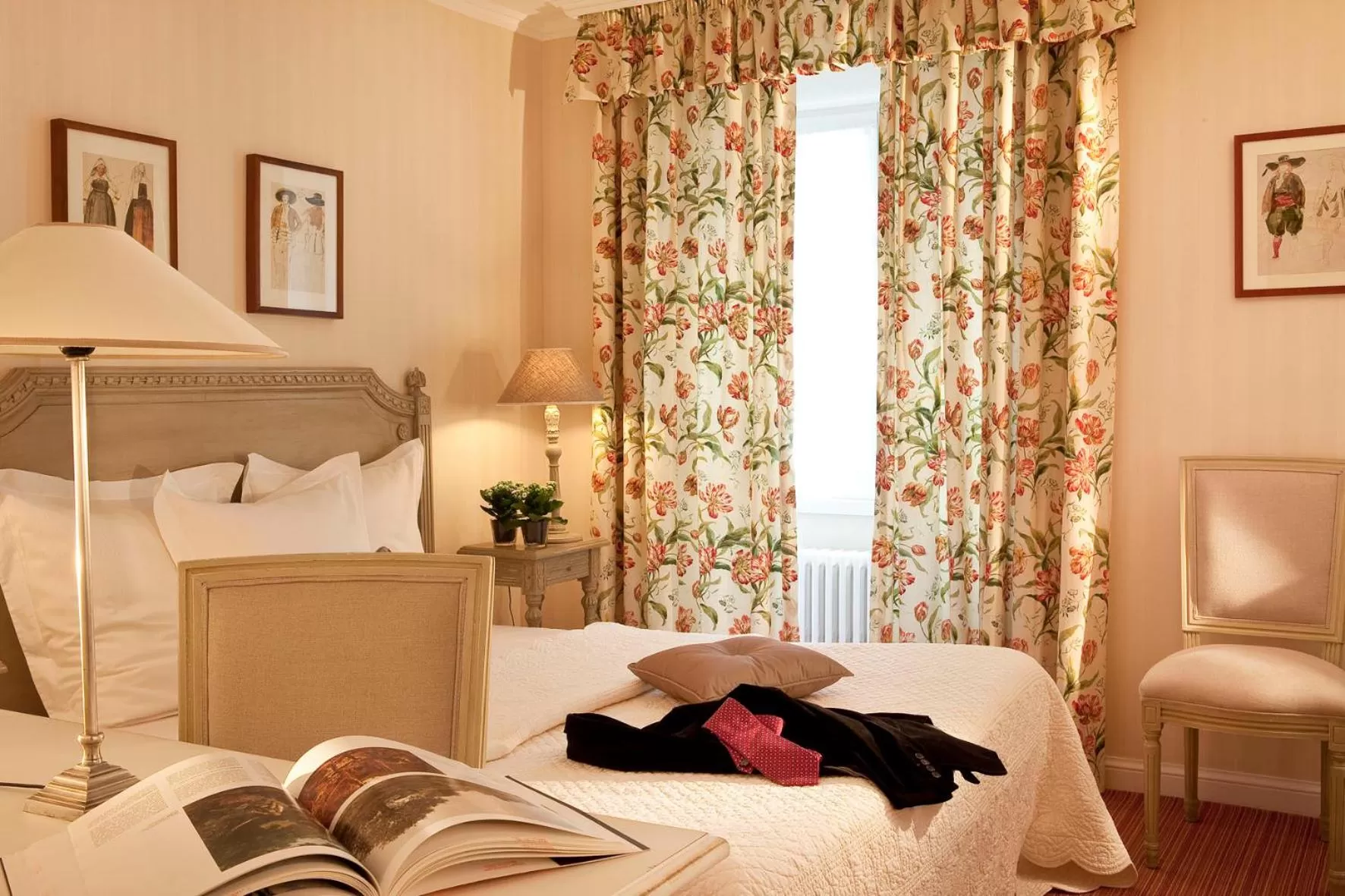 Photo of the whole room in Gradlon