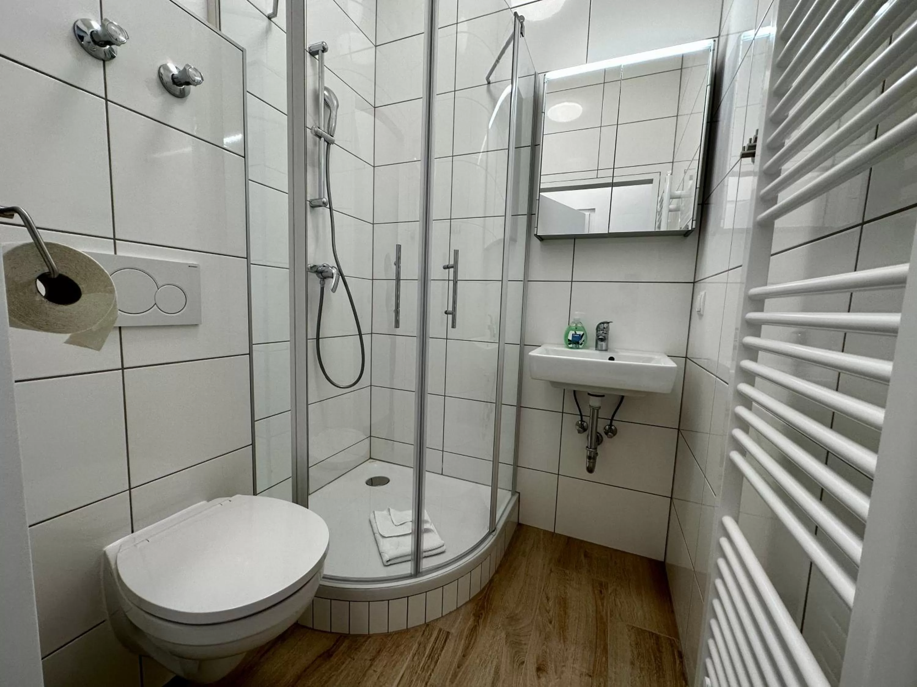 Bathroom in AJO Apartments - Messe City Flat - Self-Check-in