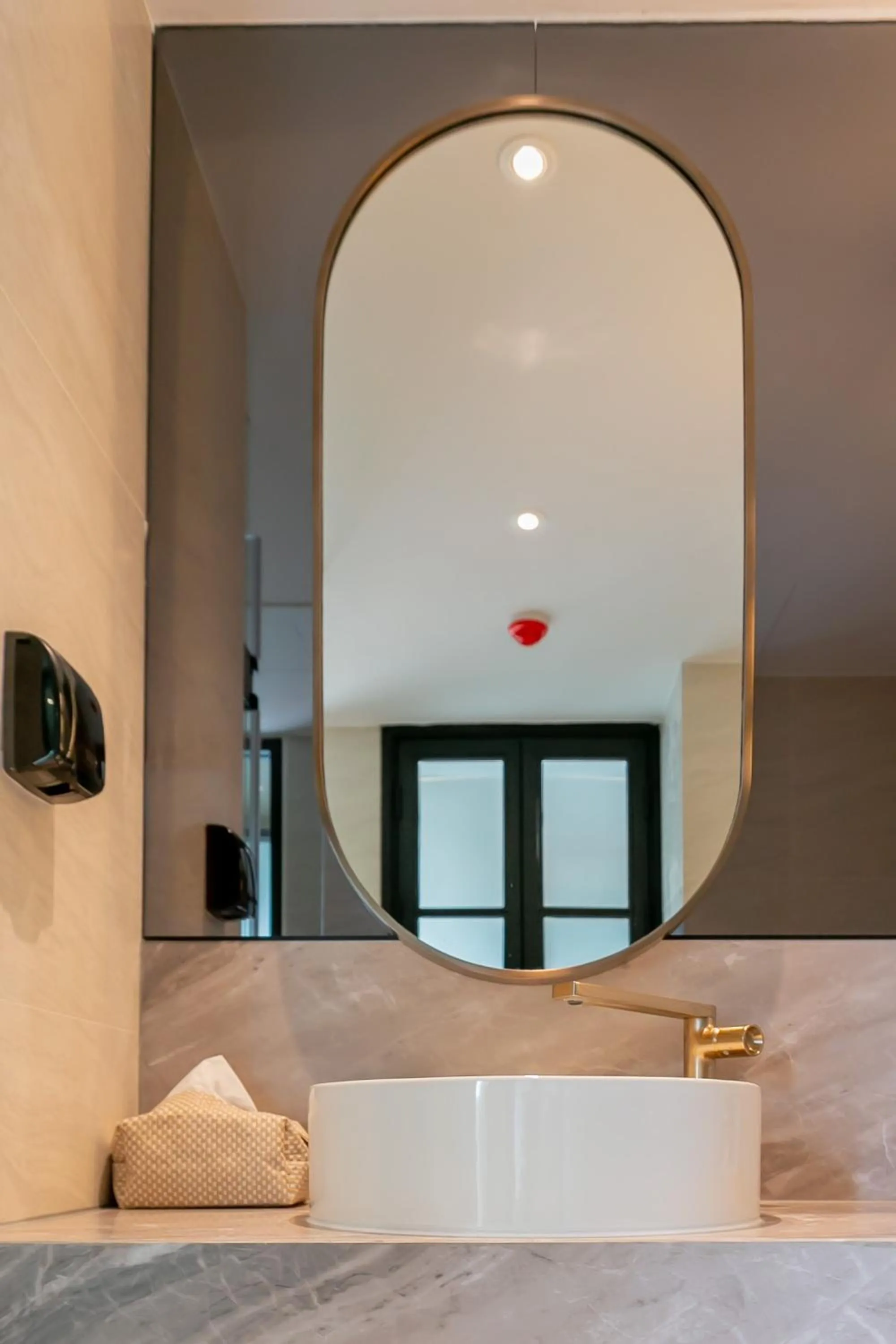 Photo of the whole room, Bed in The SACHA Apart-Hotel Thonglor