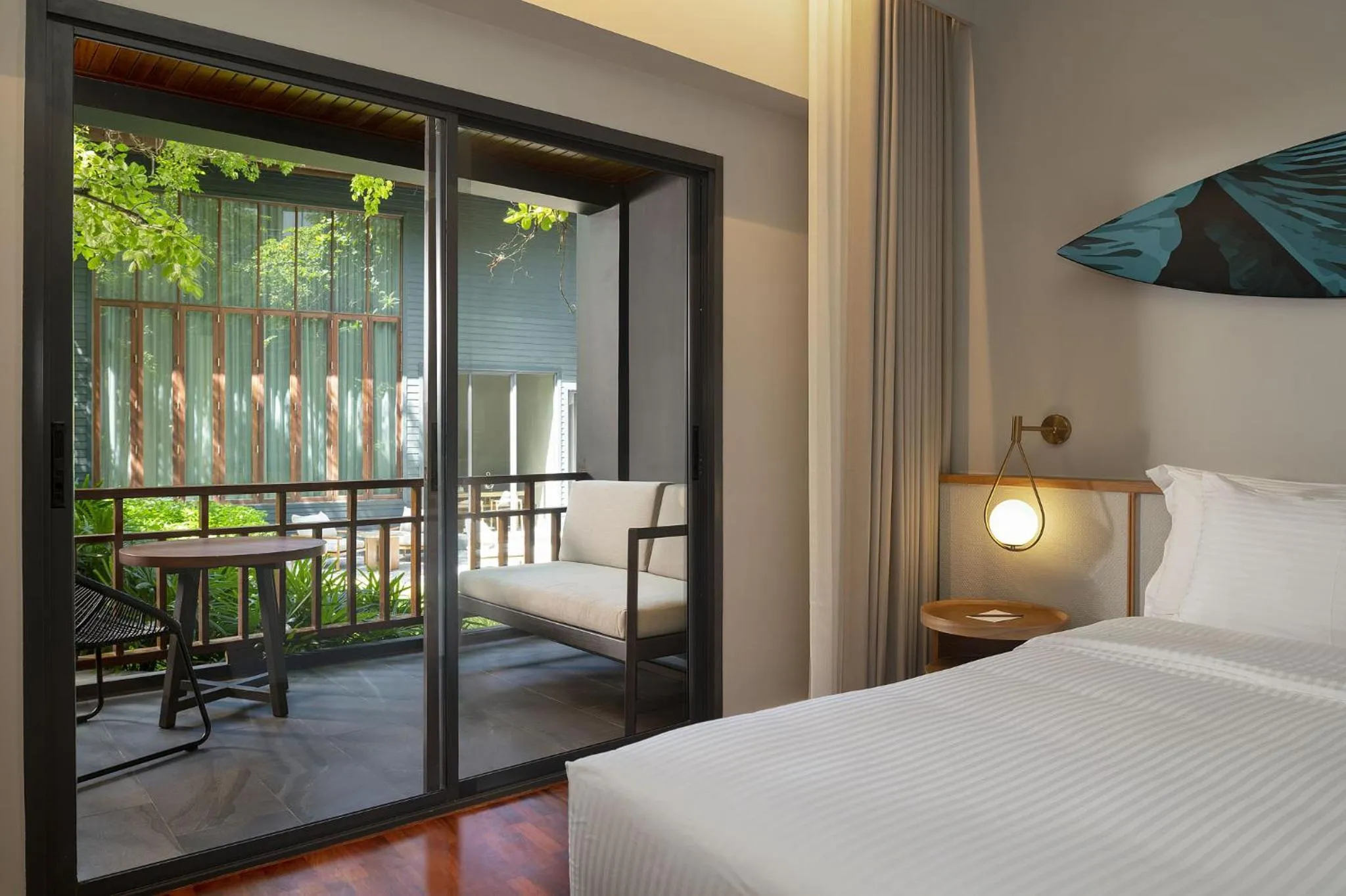 Balcony/Terrace, Bed in Mercure Rayong Lomtalay Villas & Resort