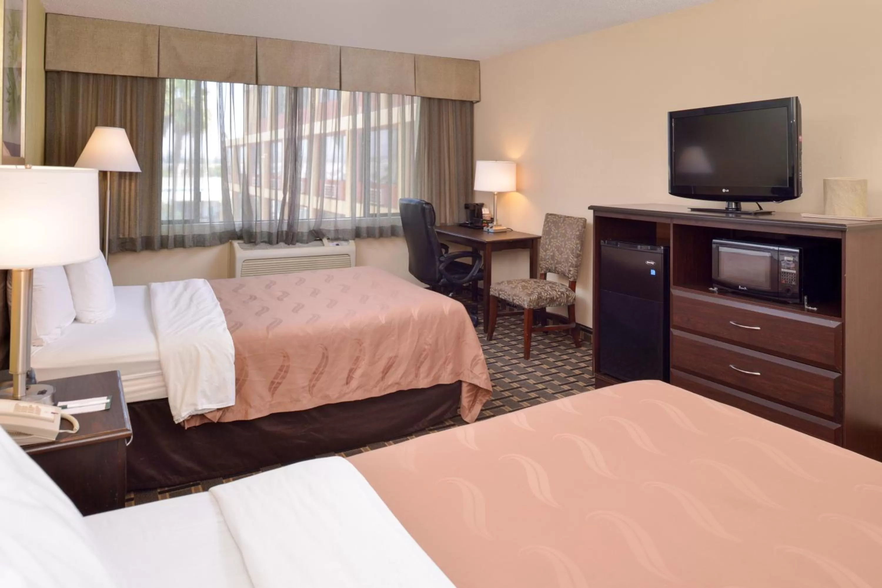 Standard Room, 2 Double Beds, Accessible, Roll-In Shower, Non Smoking in Quality Inn & Suites Montebello - Los Angeles