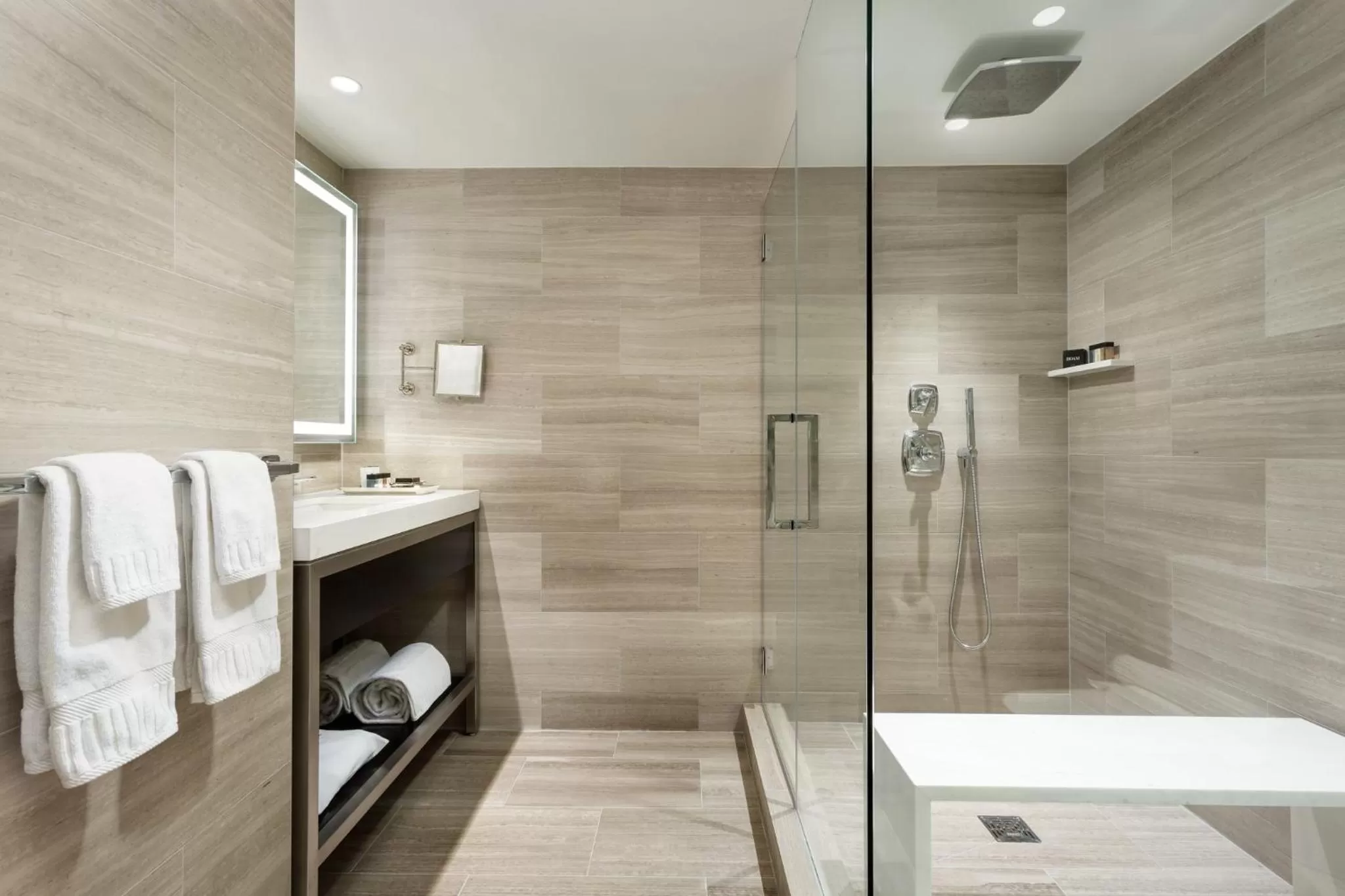 Bathroom in The Manhattan at Times Square