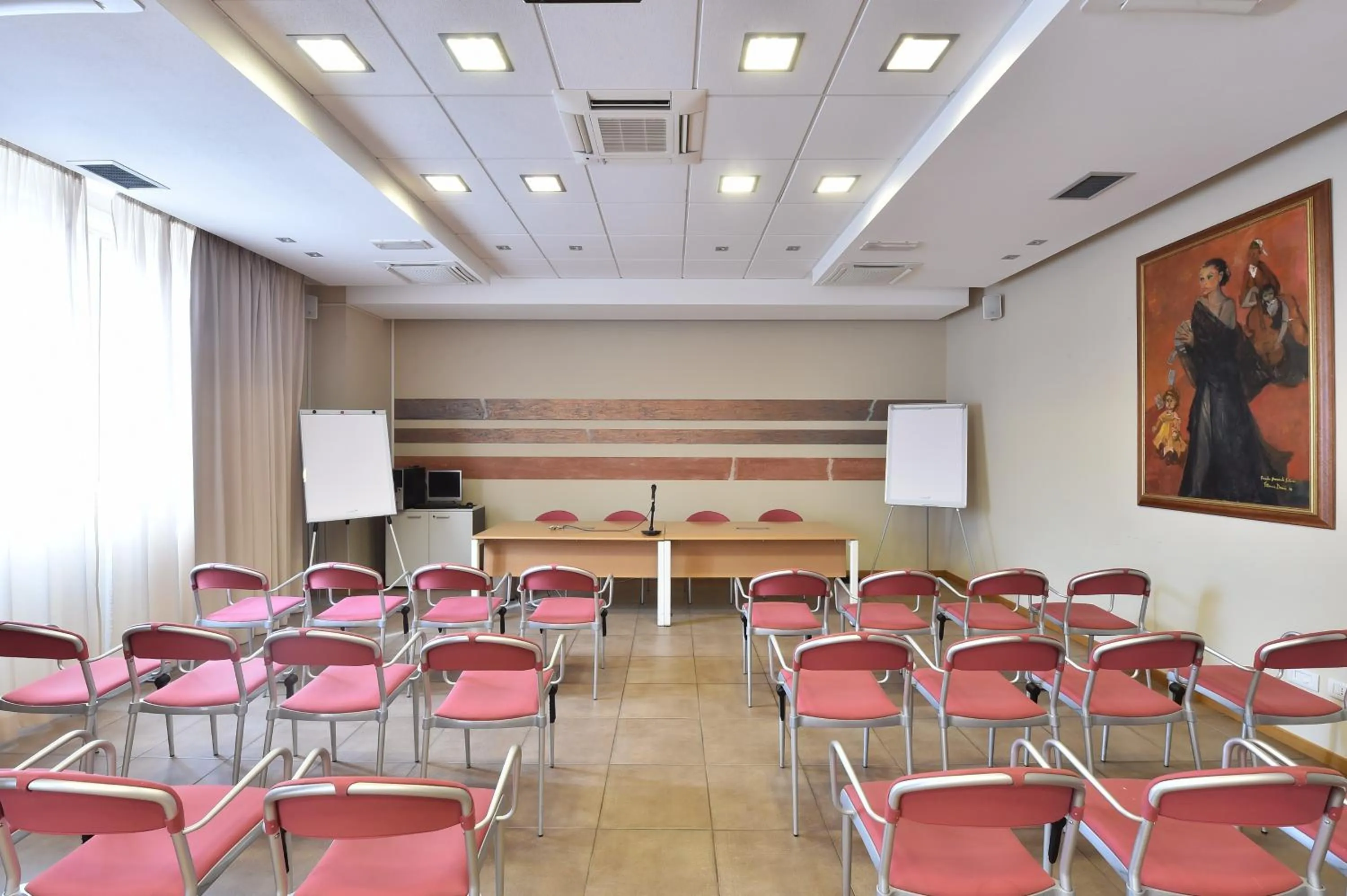Meeting/conference room in Tatì Hotel