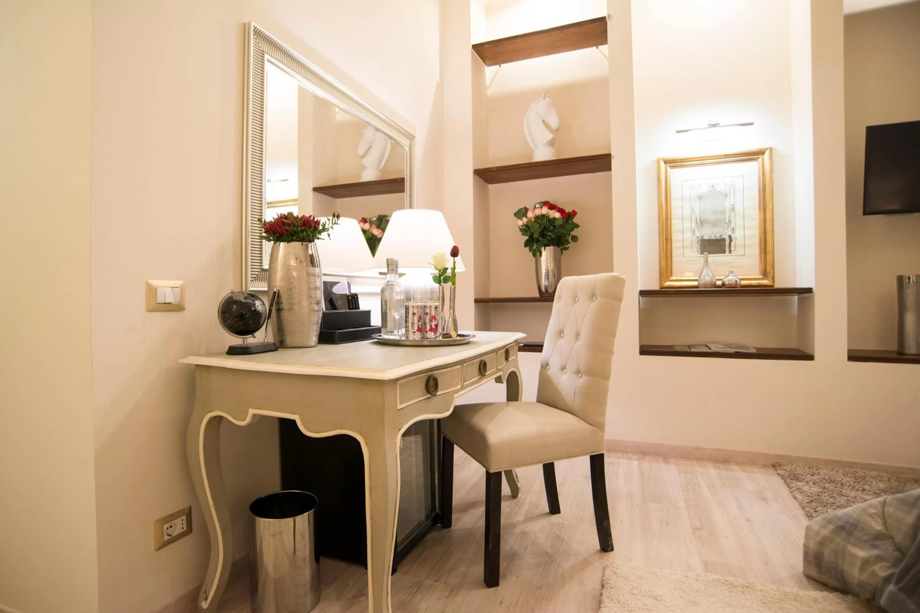 Day in Town House 62