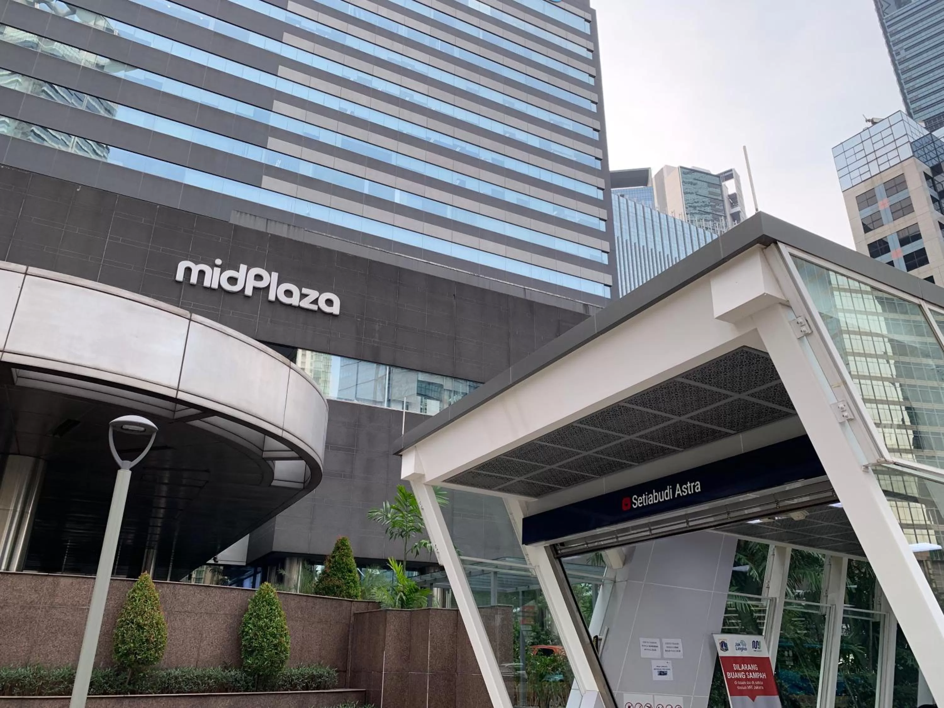 Nearby landmark in AYANA Midplaza JAKARTA