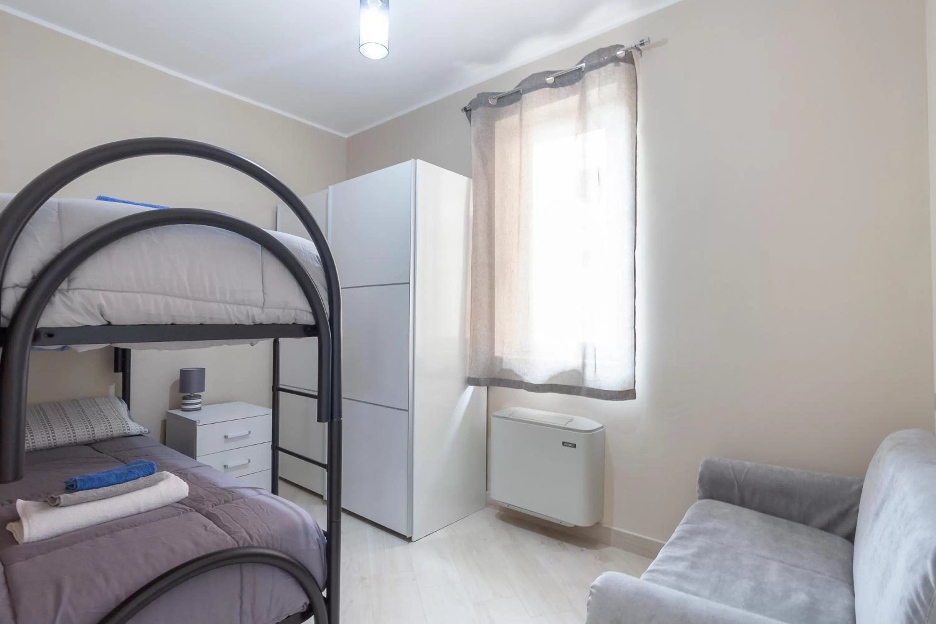 Standard Twin Room in Sicano Home