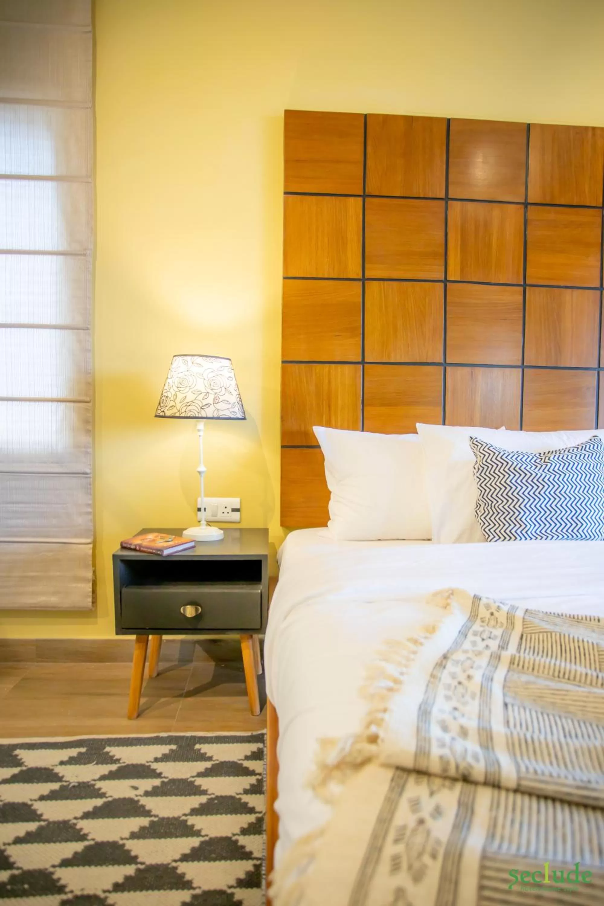 Bed in Seclude Kasauli, Himachal Pradesh