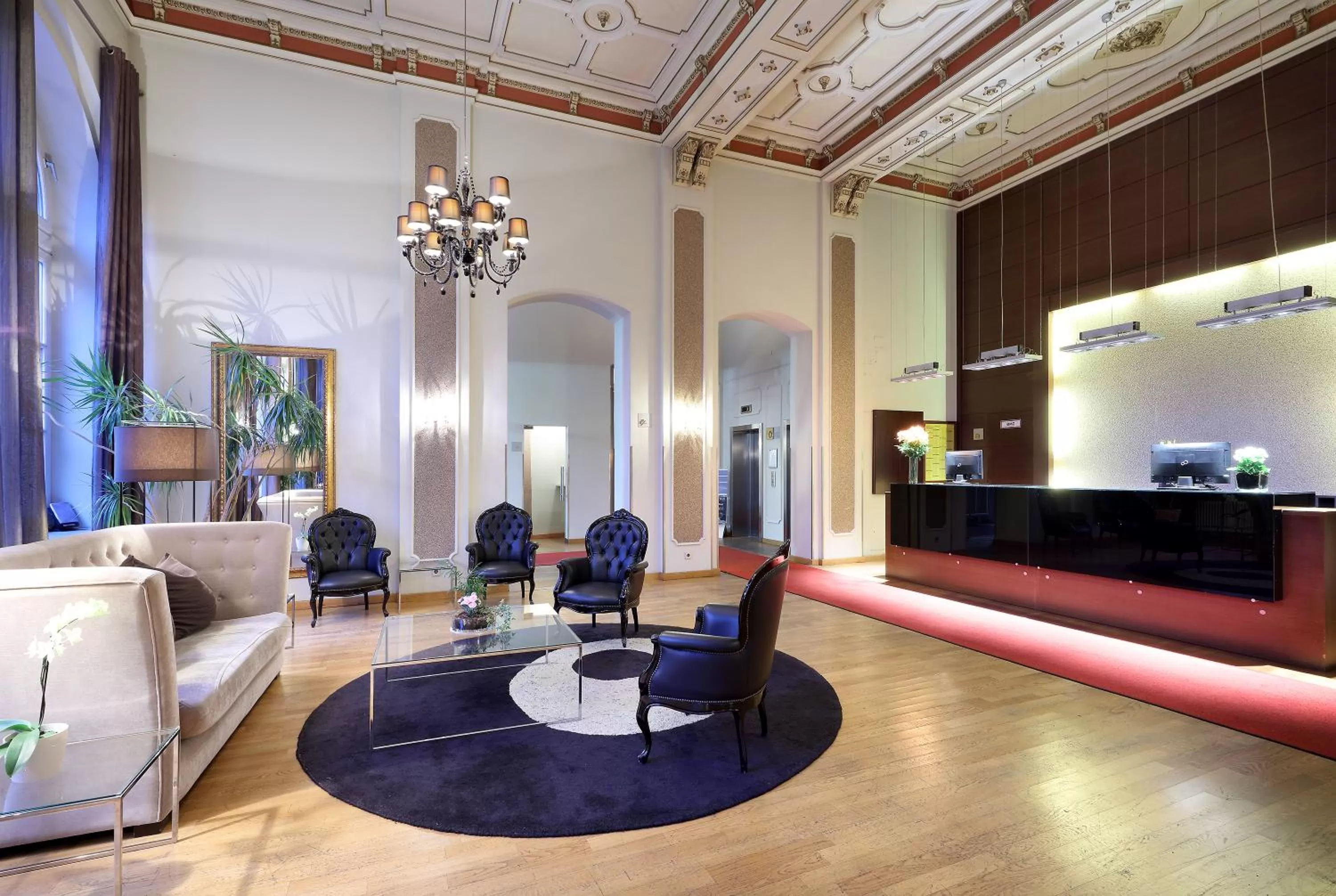 Lobby or reception in Eurostars Park Hotel Maximilian