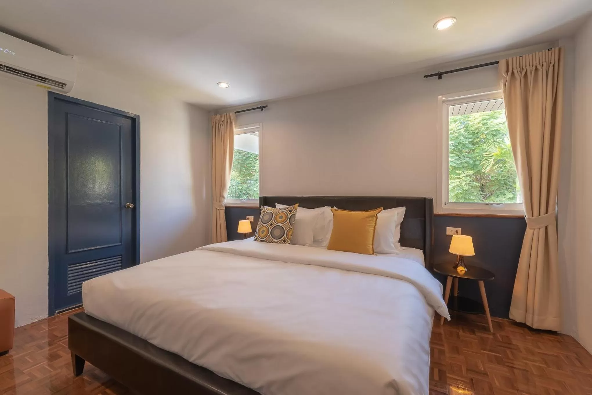 Bed in The Mellow Pillow Hotel @ Chiang Mai Gate