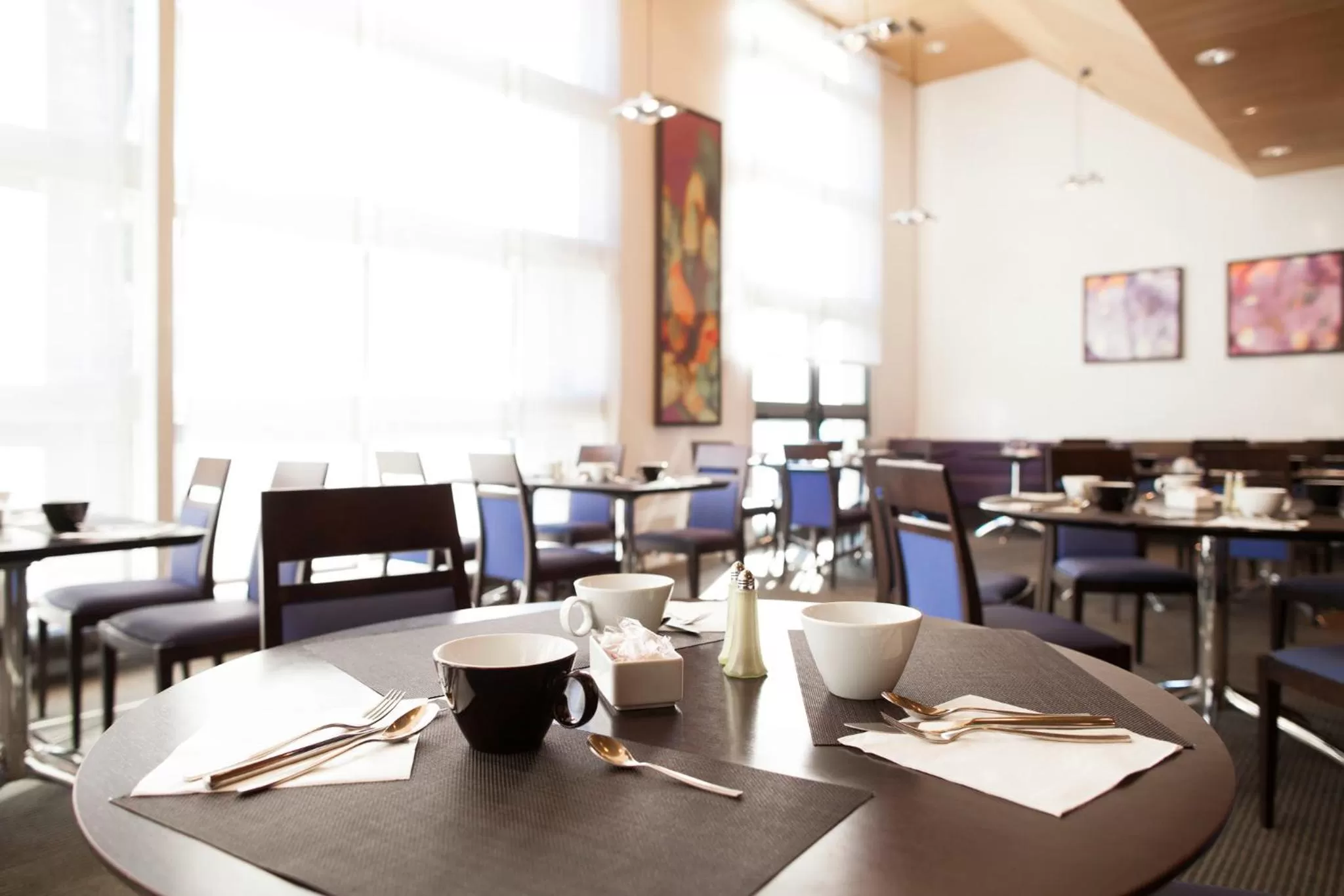 Restaurant/places to eat in Novotel Belfort Centre Atria