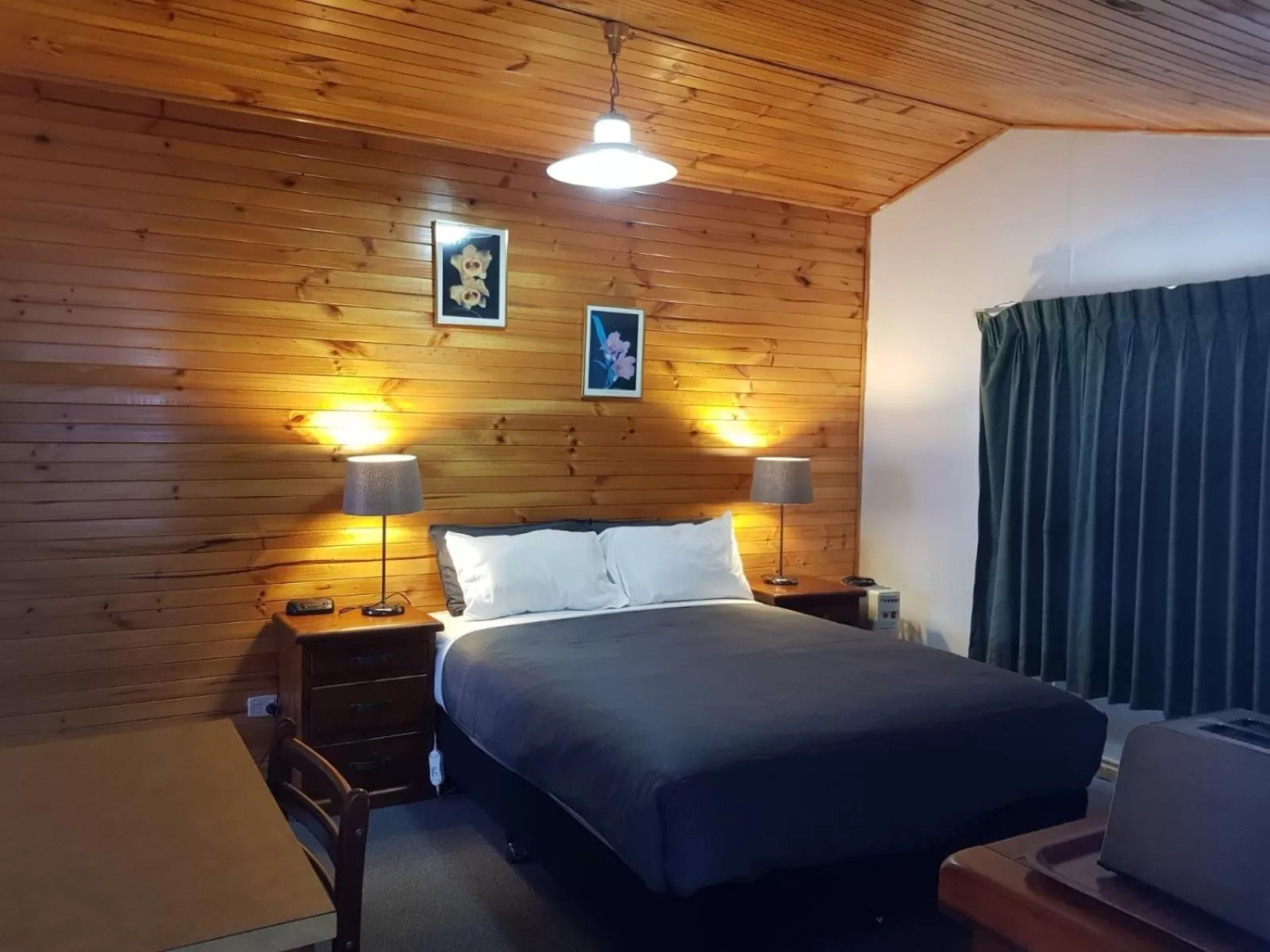 Bedroom in Clunes Motel