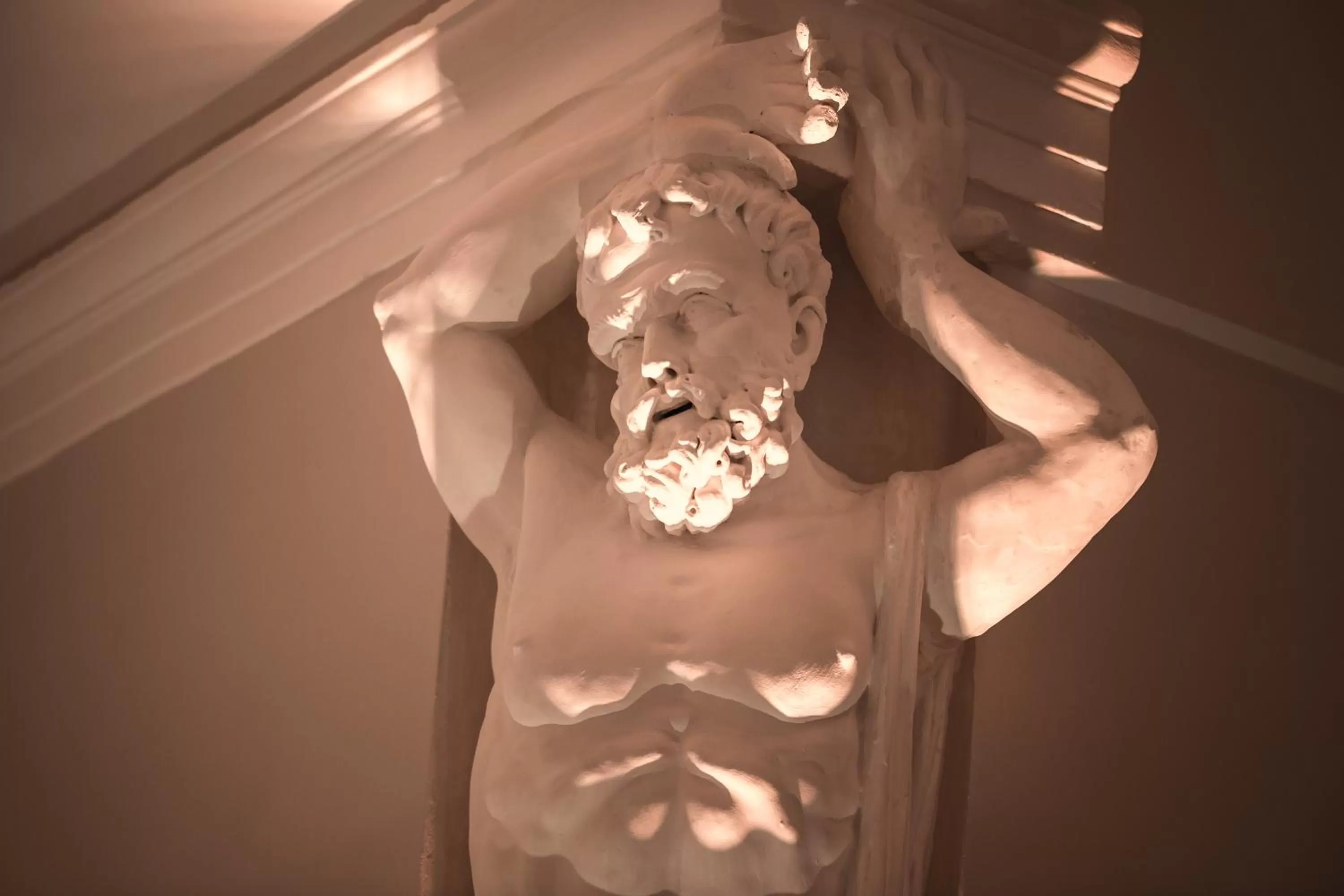 Decorative detail in Domus Zamittello