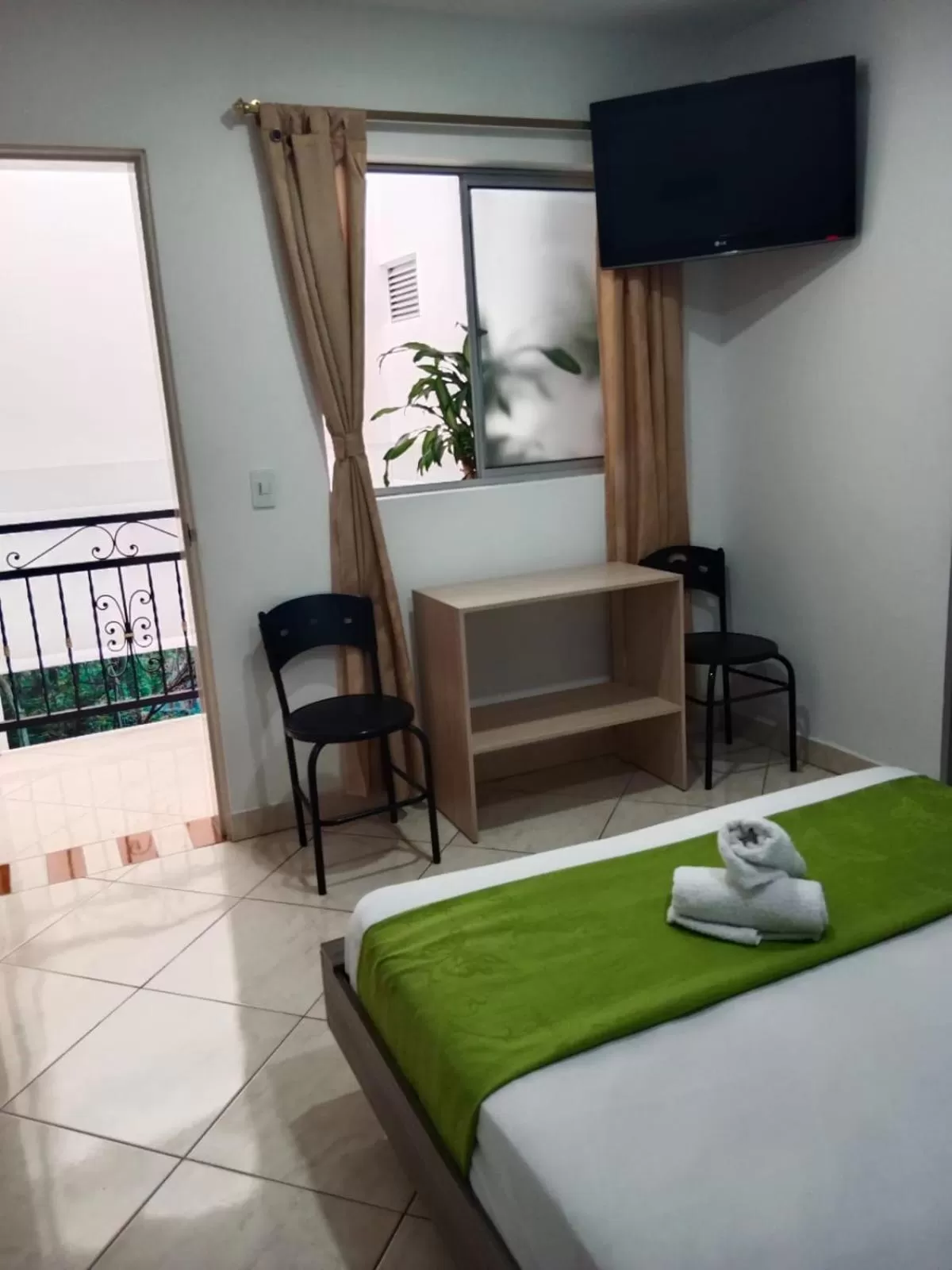 TV/Entertainment Center in Hotel El Deportista