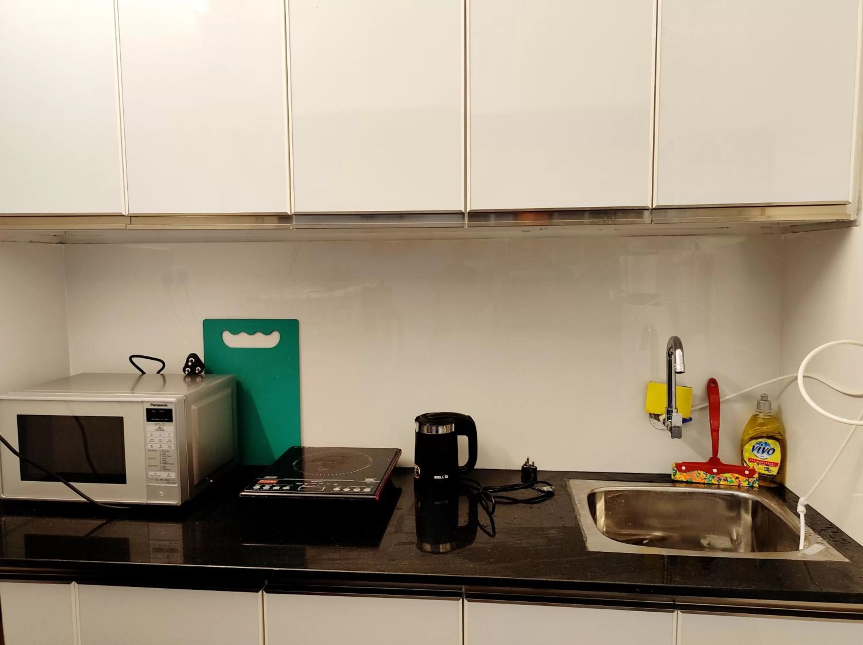 Coffee/tea facilities, Kitchen/Kitchenette in Happy Buddha S4