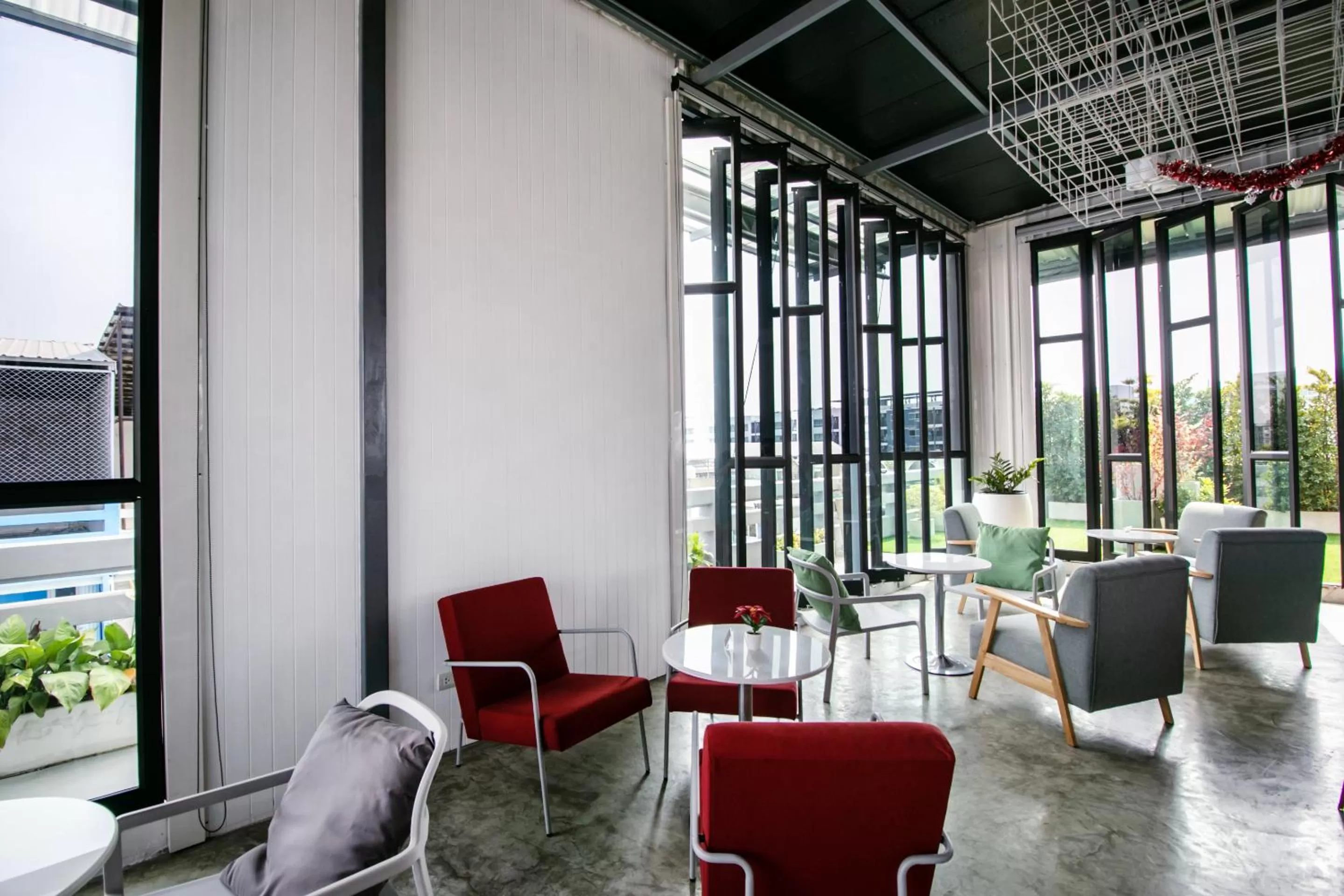 Seating area in Fine Bed Hotel