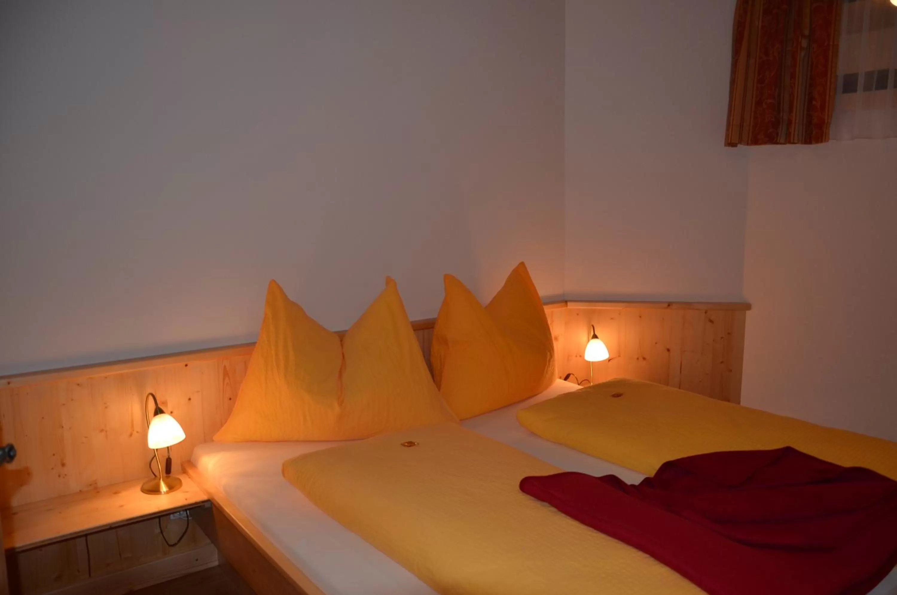 Bedroom, Bed in Pension zum Schreiner