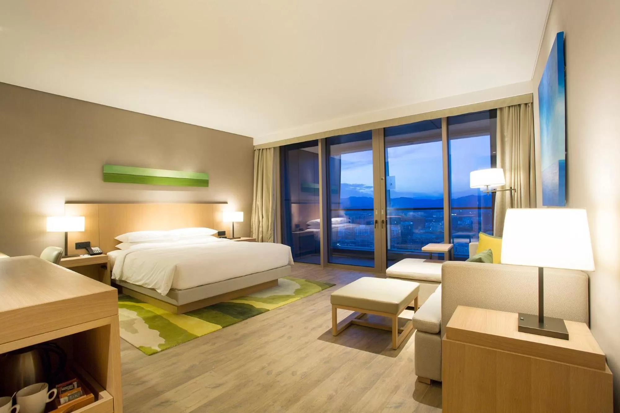 Photo of the whole room, Bed in Hyatt Place Sanya City Center