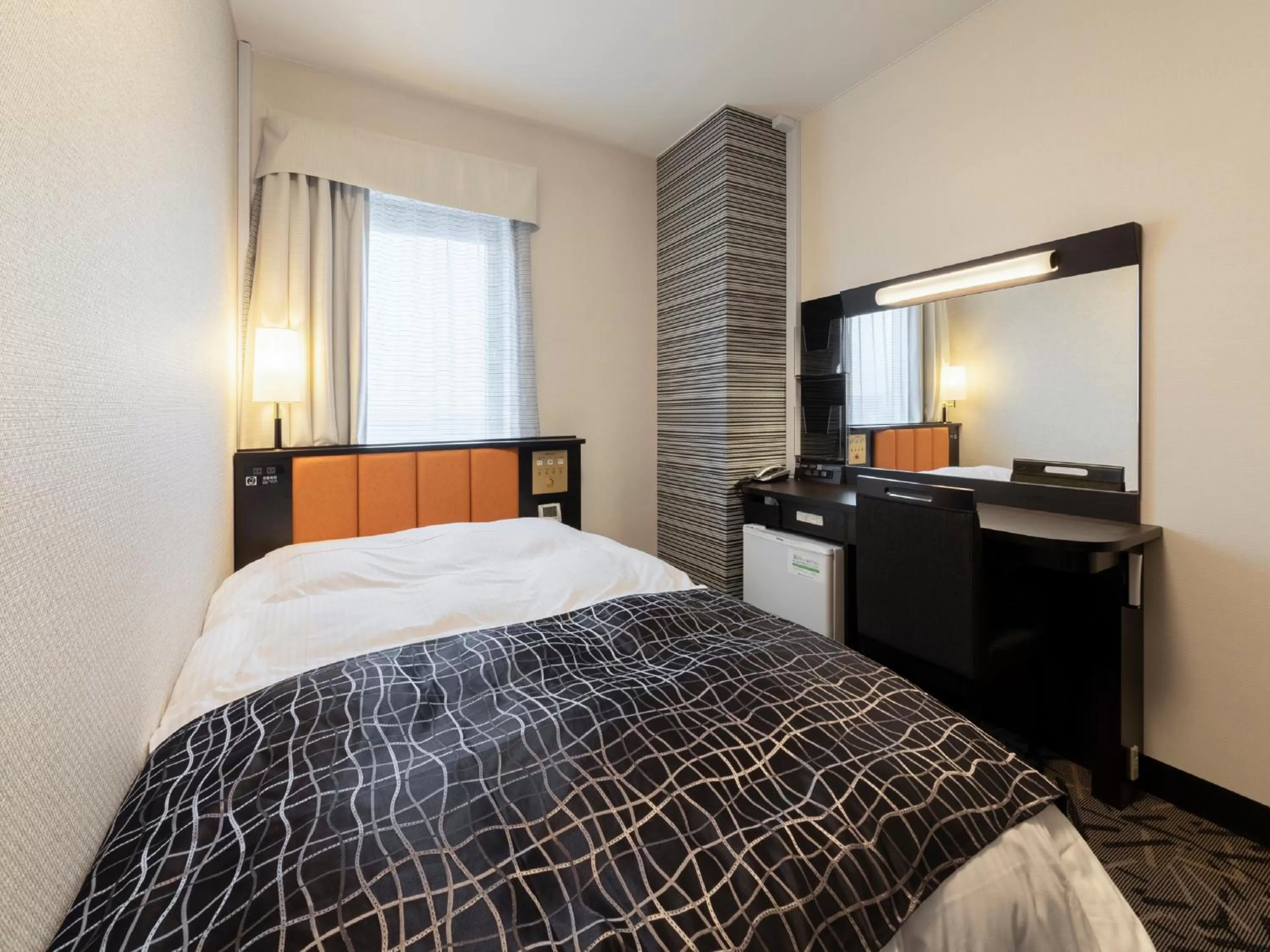 Photo of the whole room, Bed in APA Hotel Kurashiki Ekimae