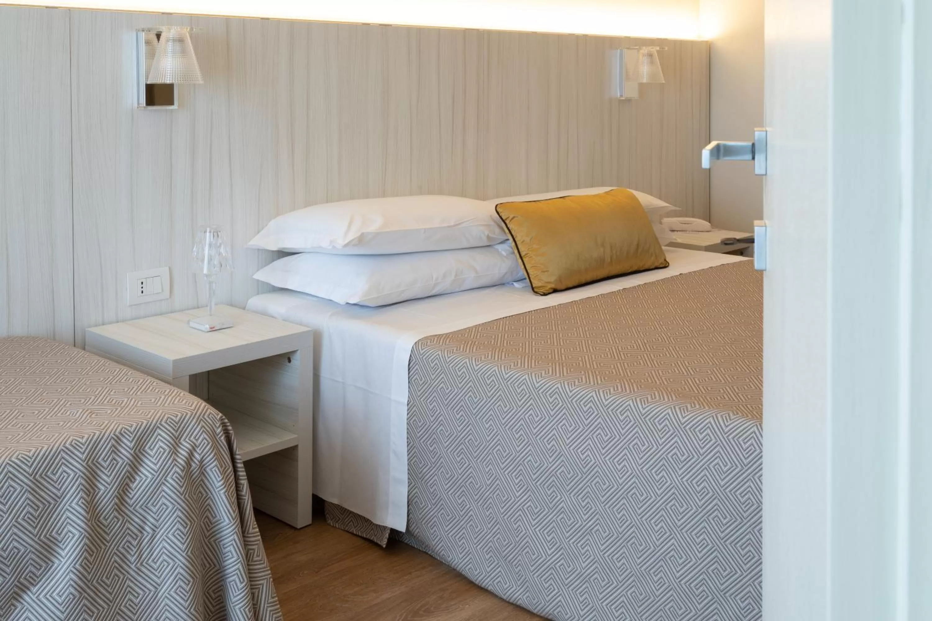 Bed in Hotel La Nuova Rotaia