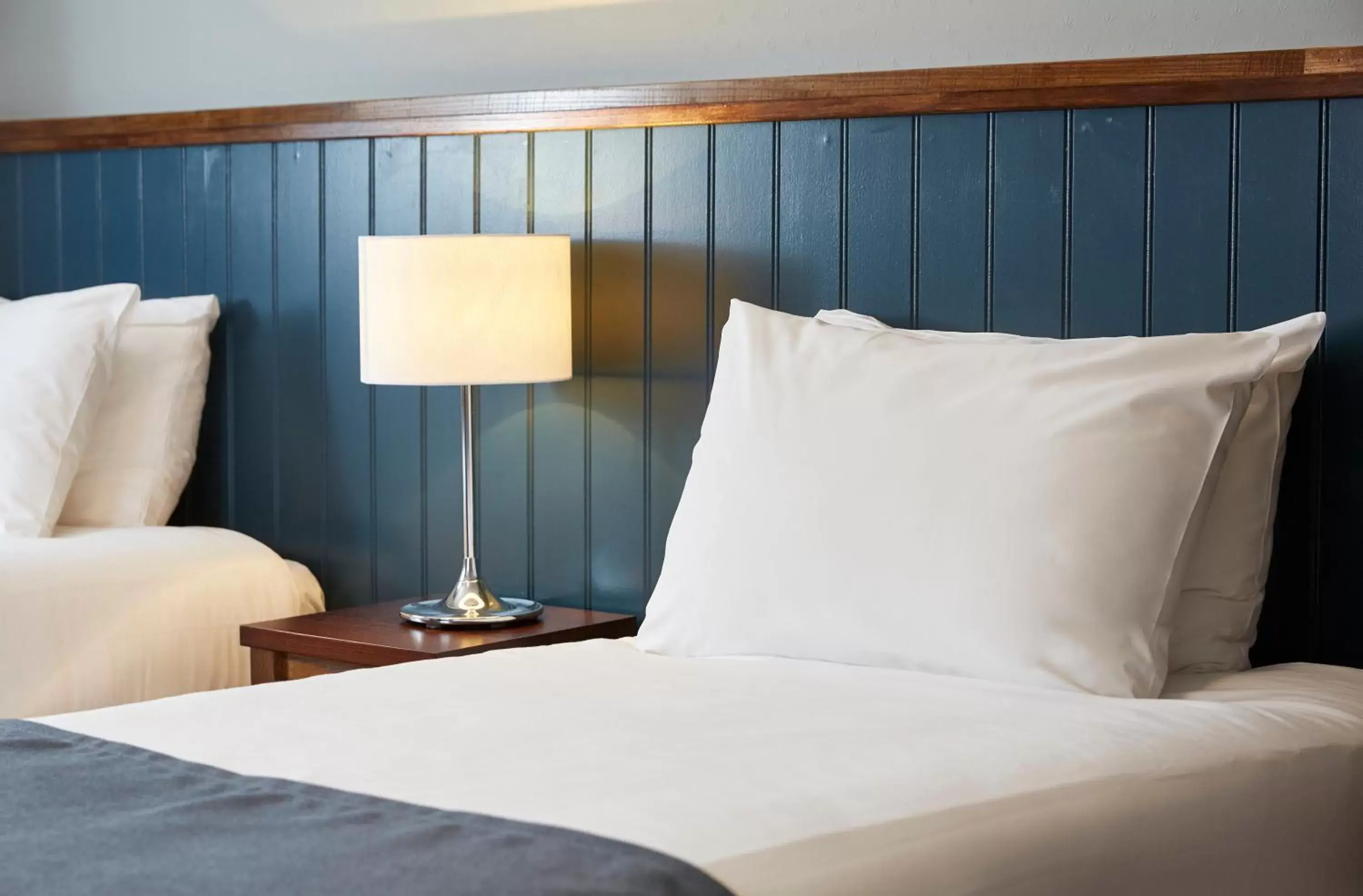 Standard Twin Room in Oaklands by Greene King Inns Standard Twin Room in Oaklands by Greene King Inns